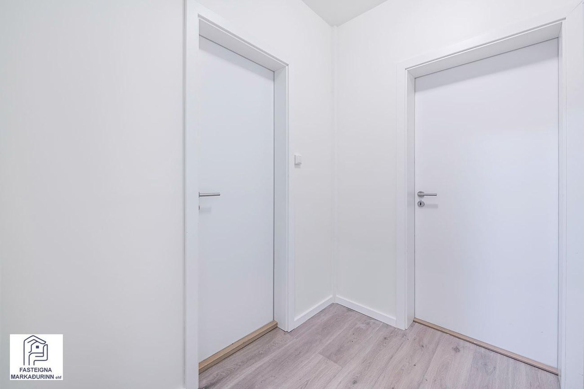 Bankastræti 6, 101 Reykjavík