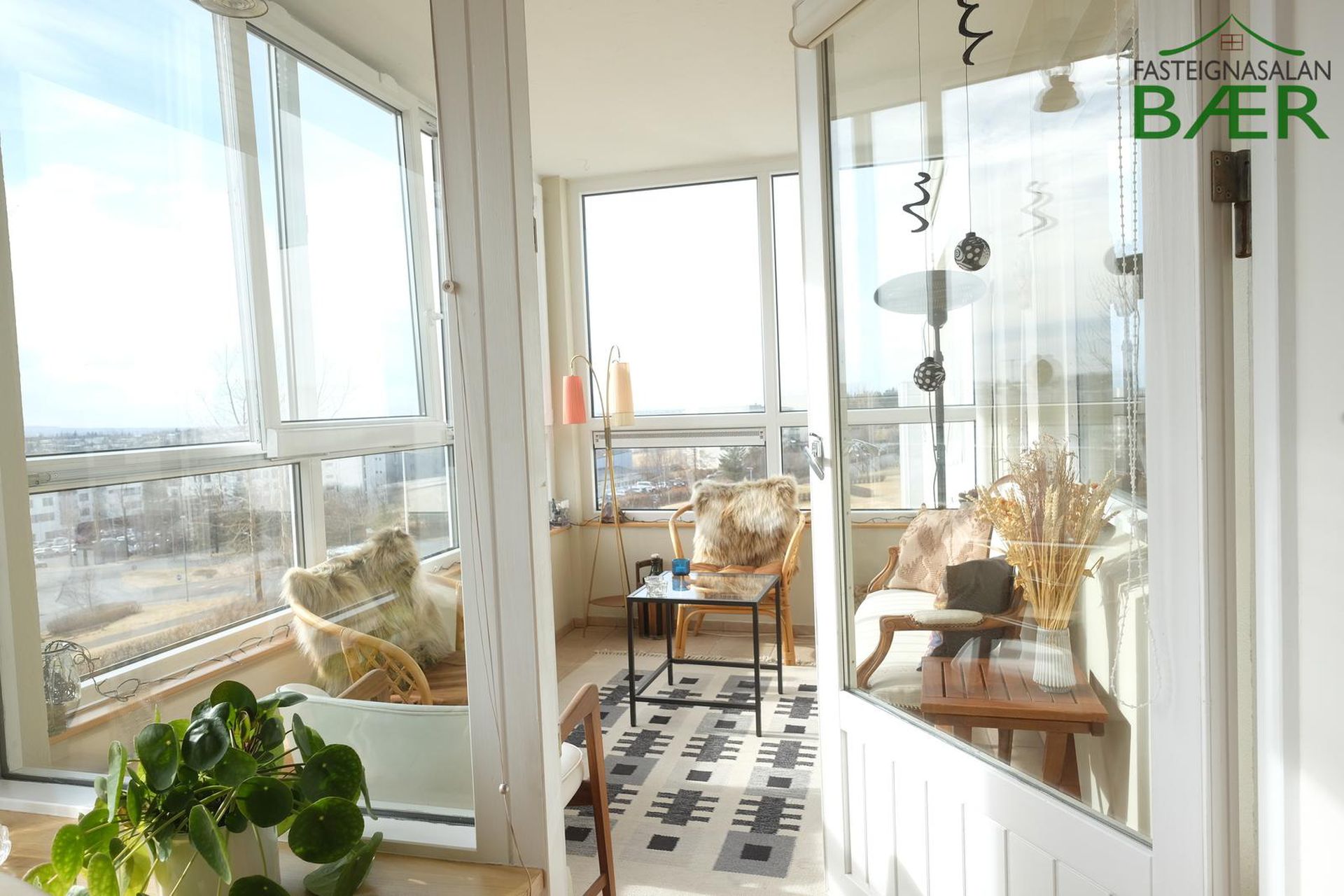 Sléttuvegur 15, 103 Reykjavík