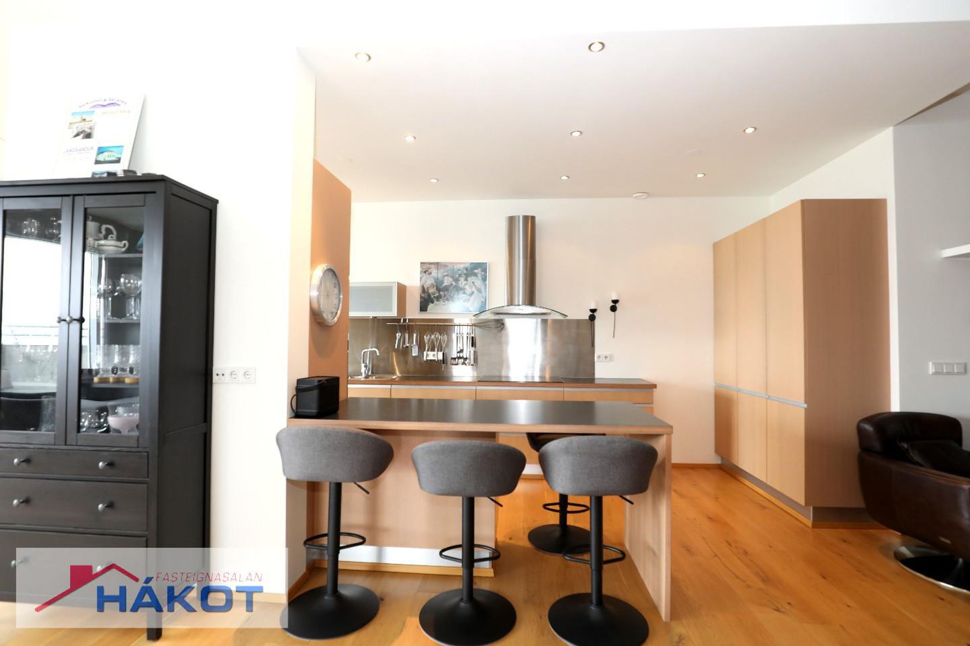 Stillholt 19 - 1001, 300 Akranes