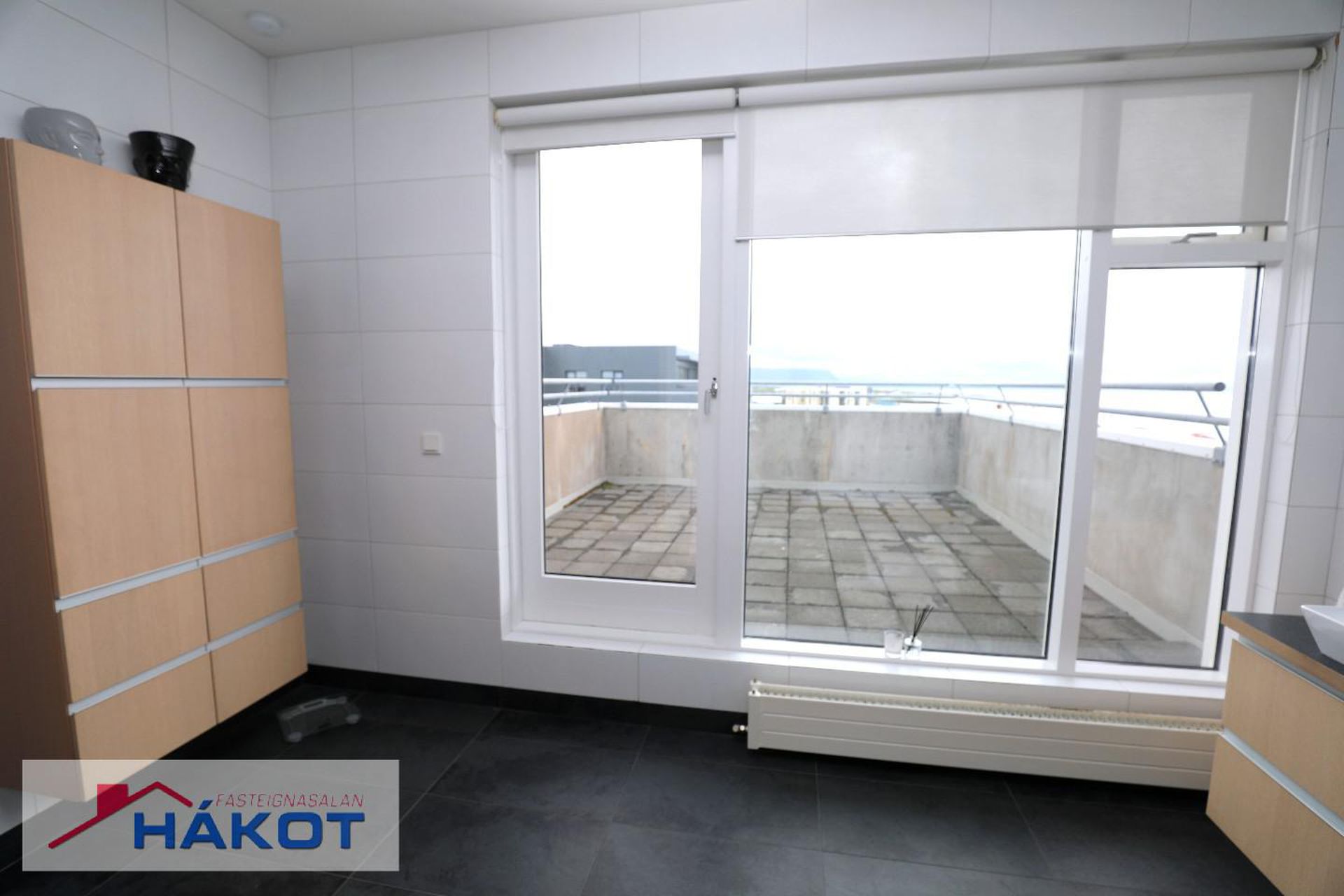 Stillholt 19 - 1001, 300 Akranes