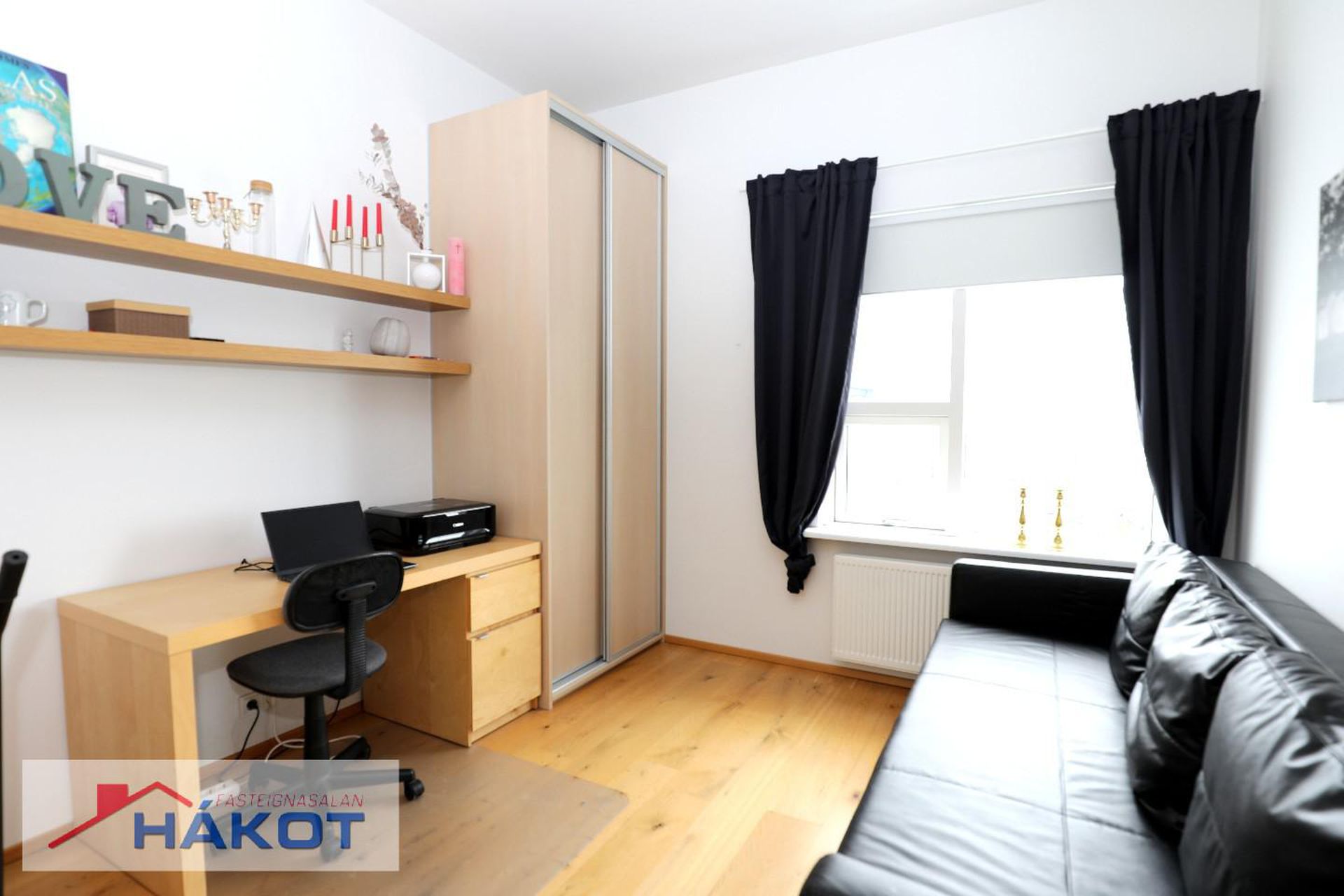 Stillholt 19 - 1001, 300 Akranes