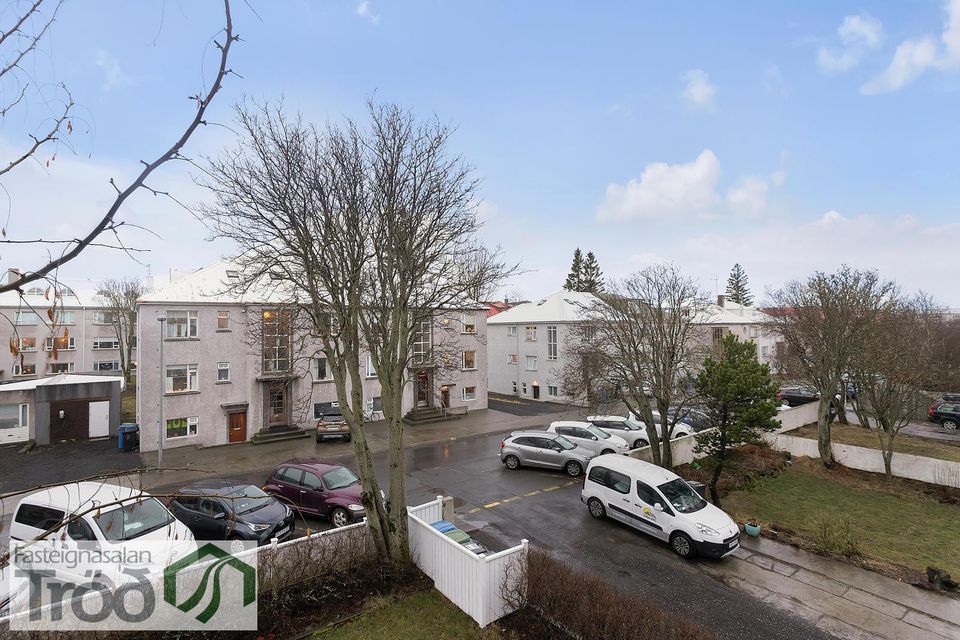 Mávahlíð 11, 105 Reykjavík