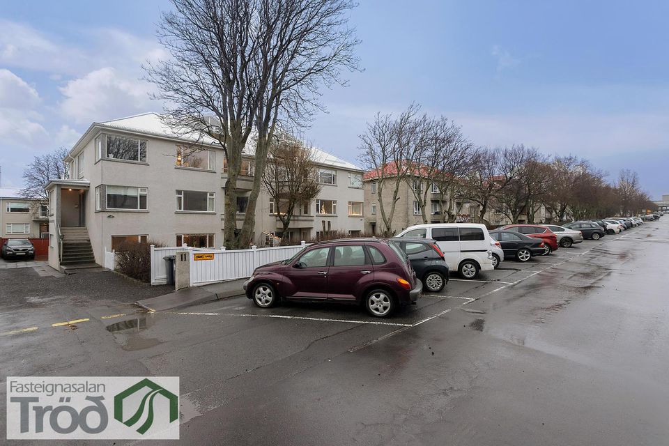 Mávahlíð 11, 105 Reykjavík