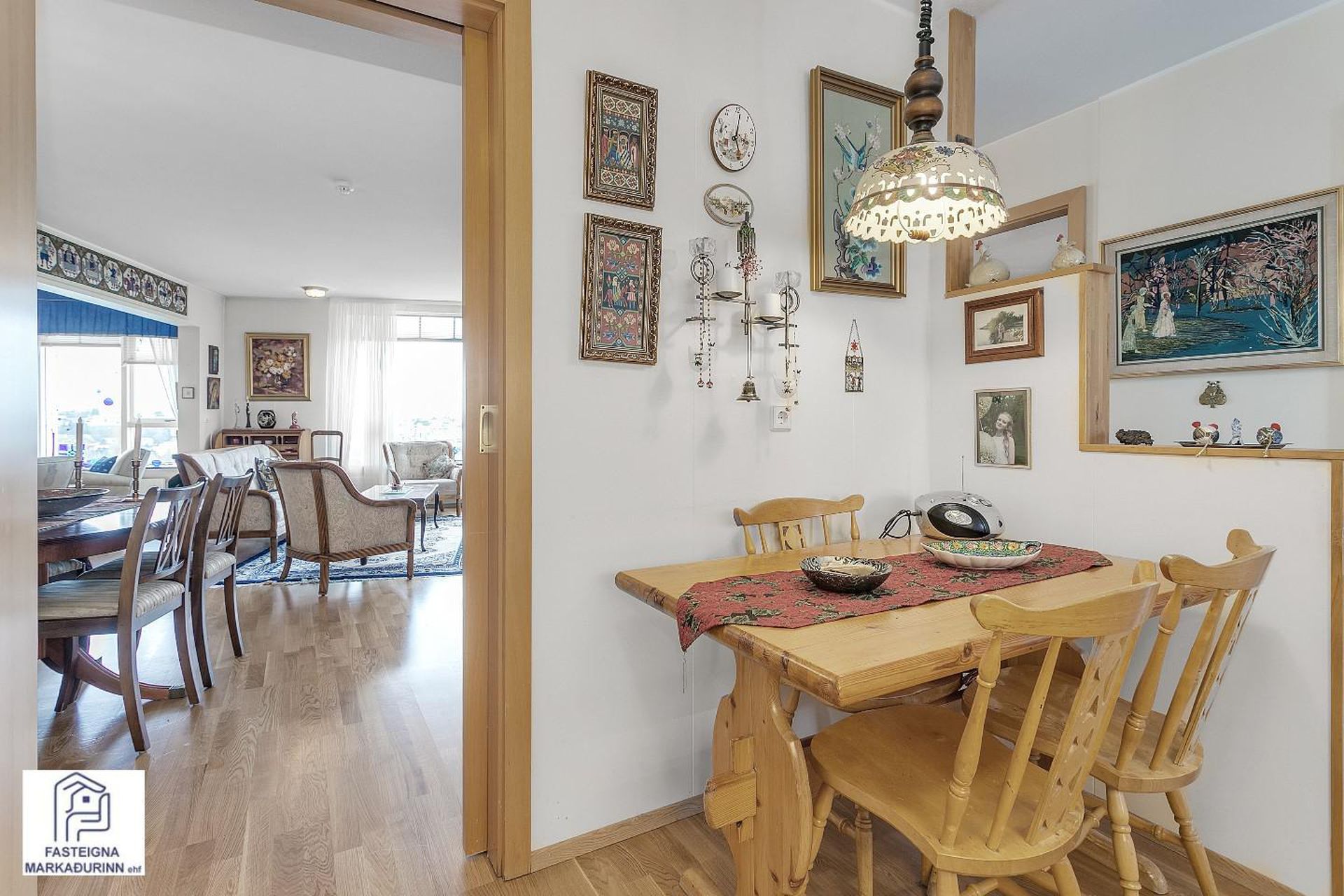 Sléttuvegur 17, 103 Reykjavík