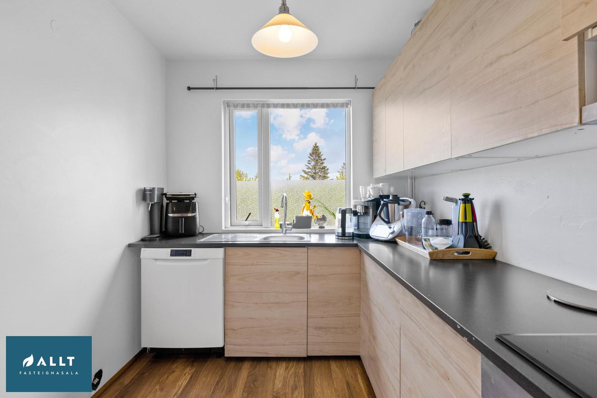 Hringbraut 59, 230 Reykjanesbær