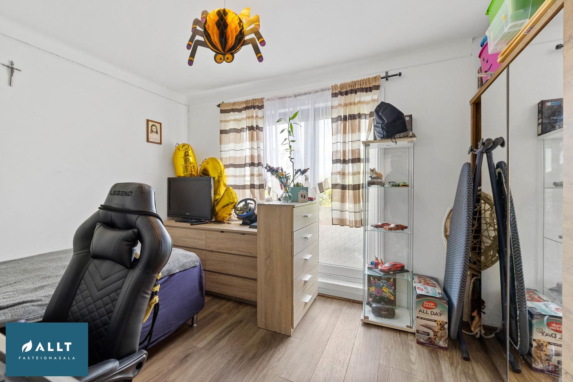 Hringbraut 59, 230 Reykjanesbær