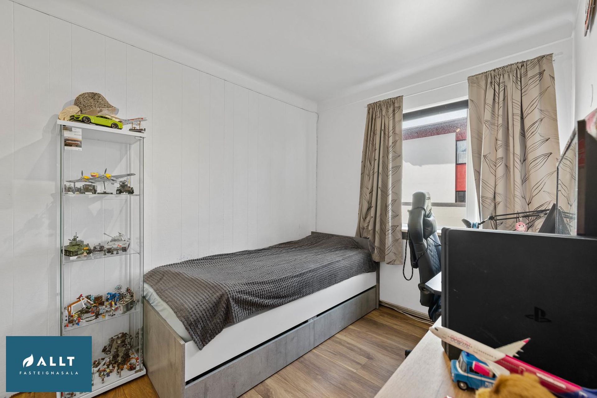 Hringbraut 59, 230 Reykjanesbær