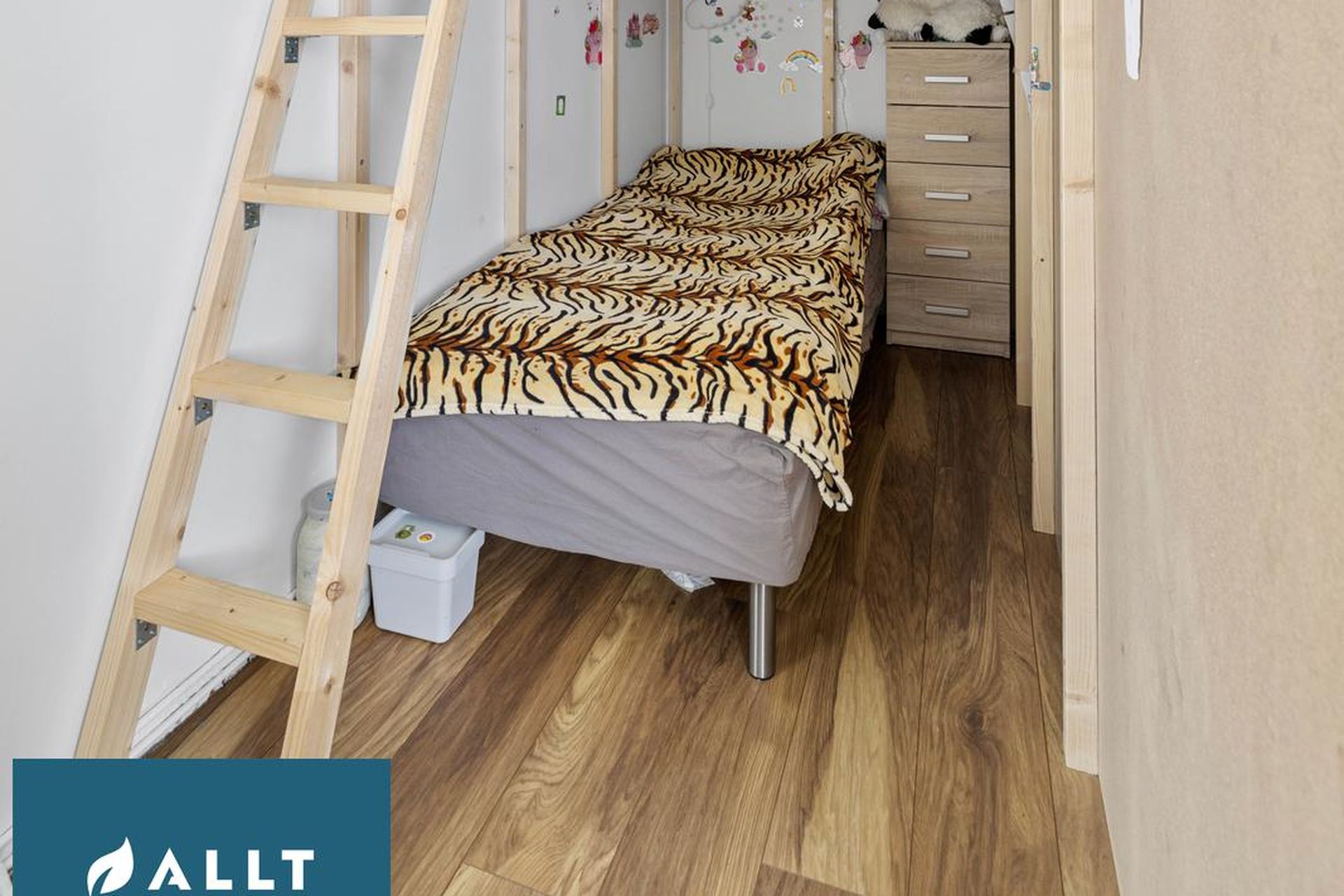 Hringbraut 59, 230 Reykjanesbær