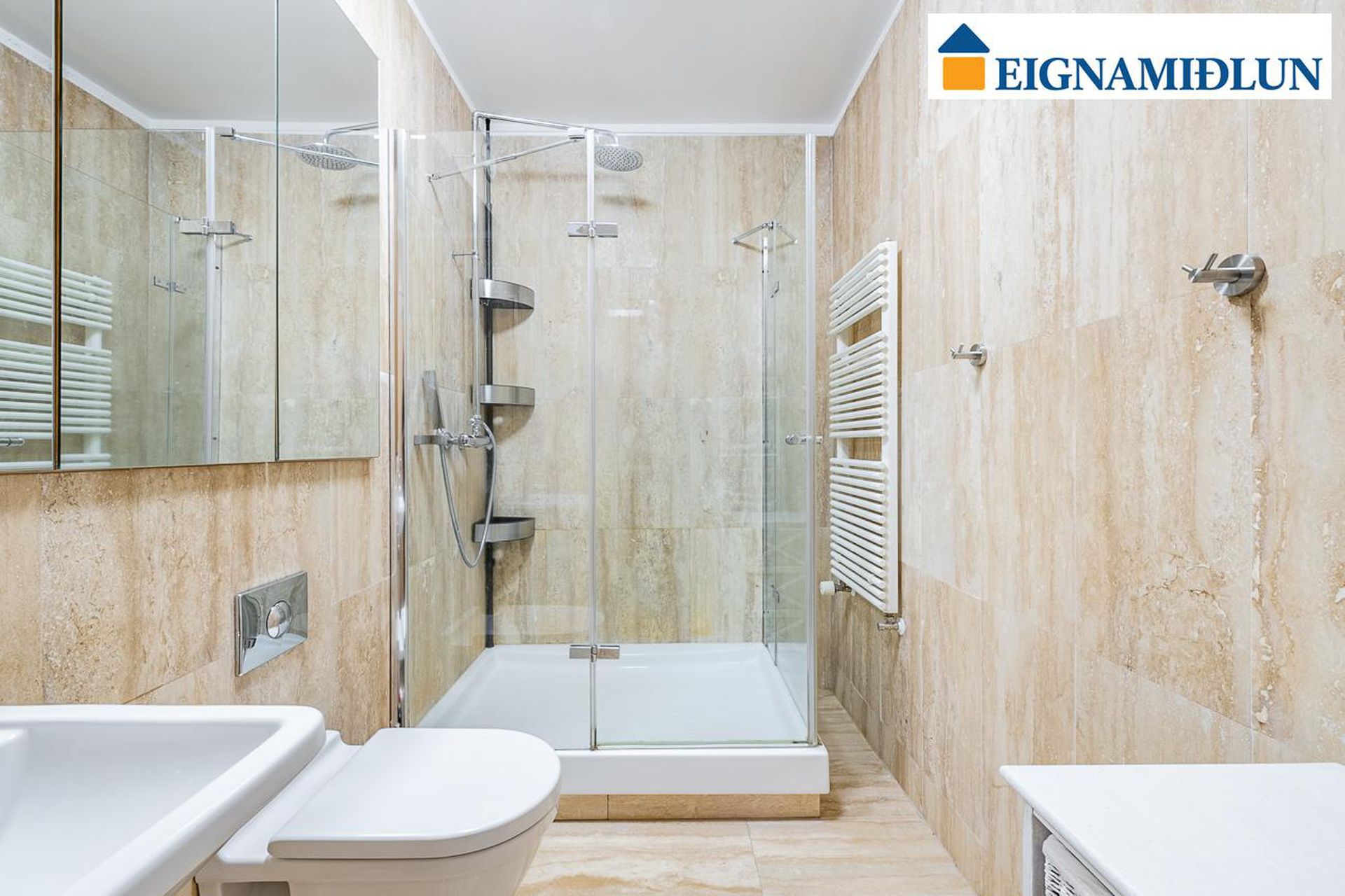 Laugavegur 86 86-94 - 0402, 101 Reykjavík