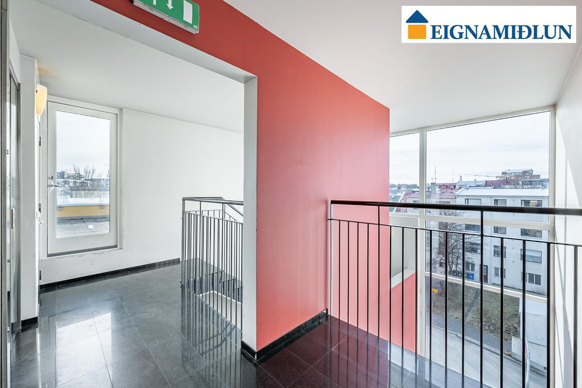 Laugavegur 86 86-94 - 0402, 101 Reykjavík