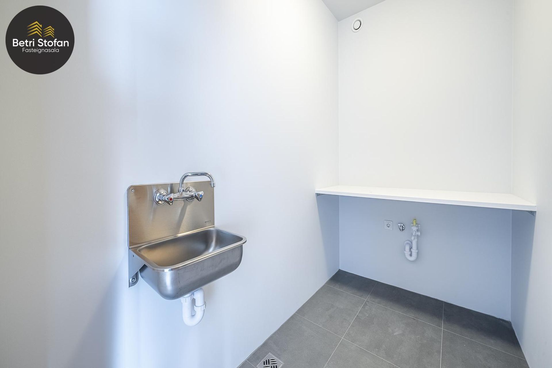 Hlíðarfótur 19 - 0219, 102 Reykjavík