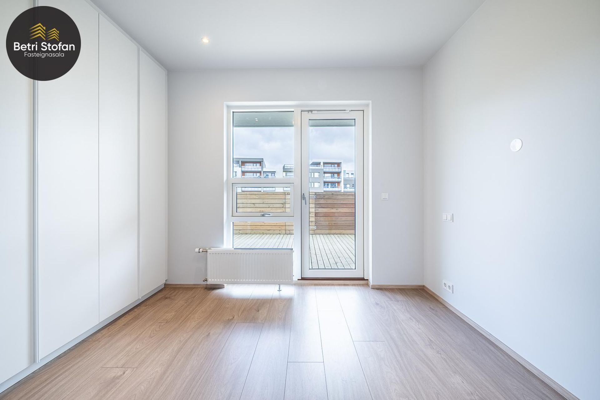 Hlíðarfótur 19 - 0219, 102 Reykjavík