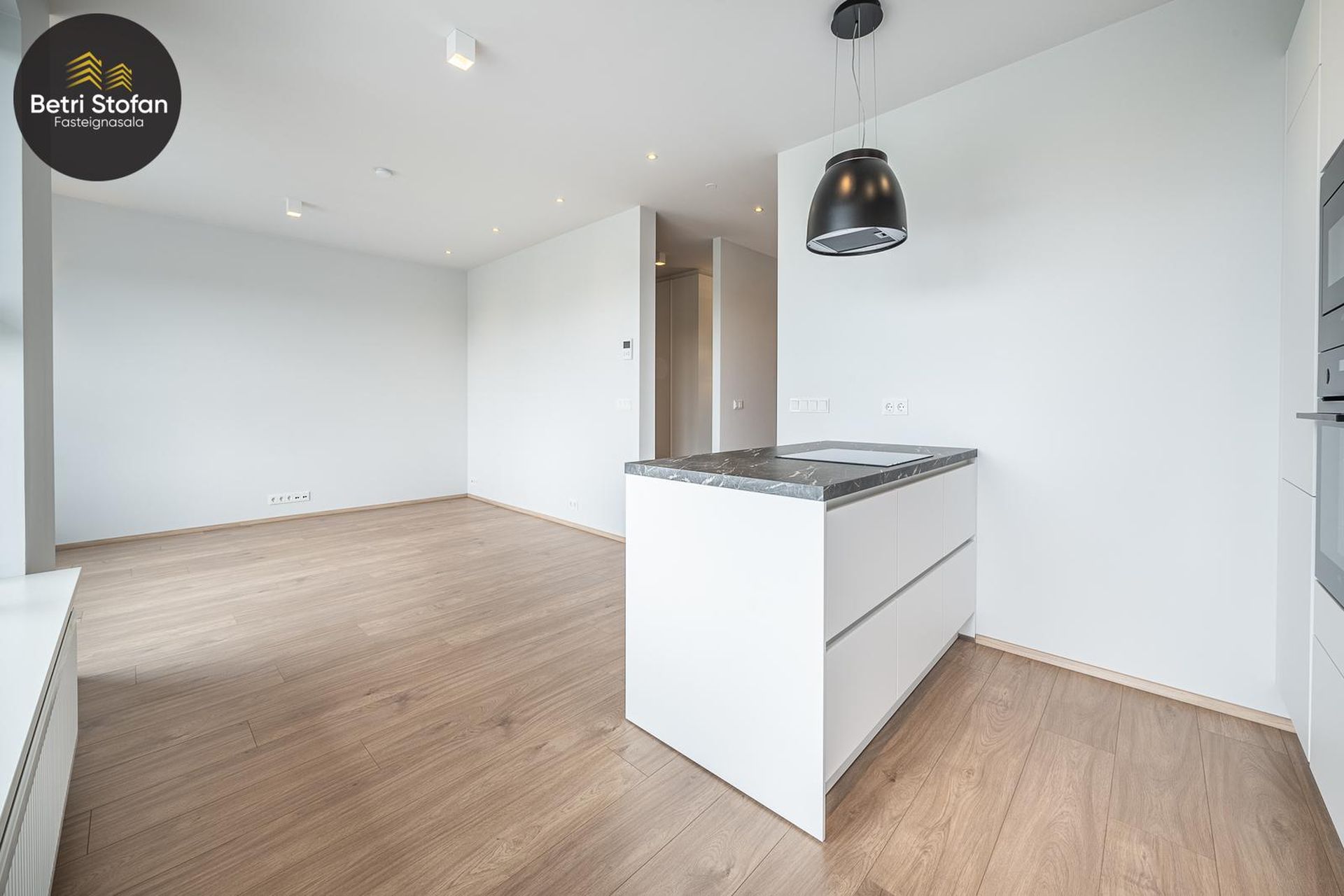 Hlíðarfótur 19 - 0219, 102 Reykjavík