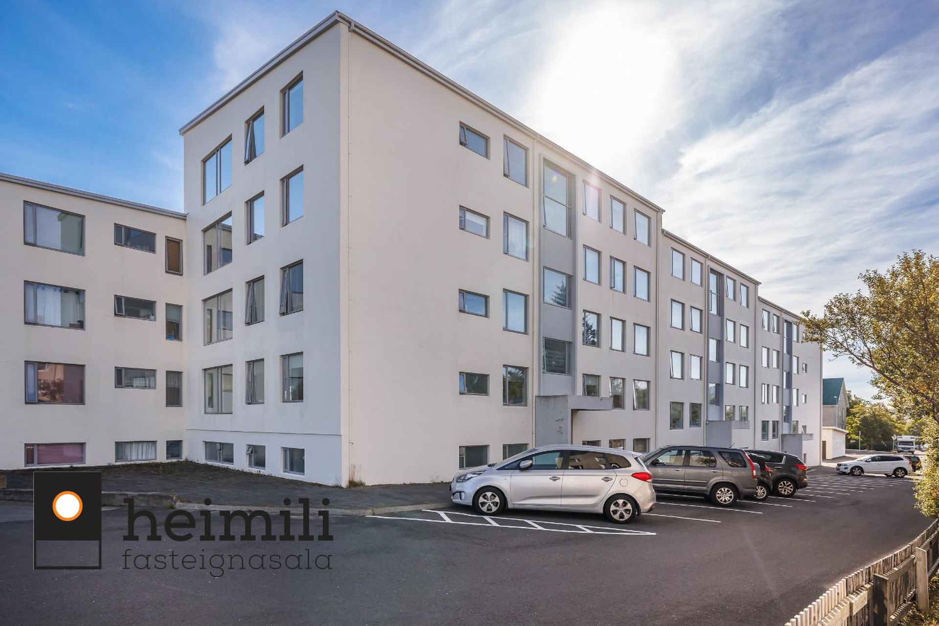 Hjarðarhagi 48, 107 Reykjavík