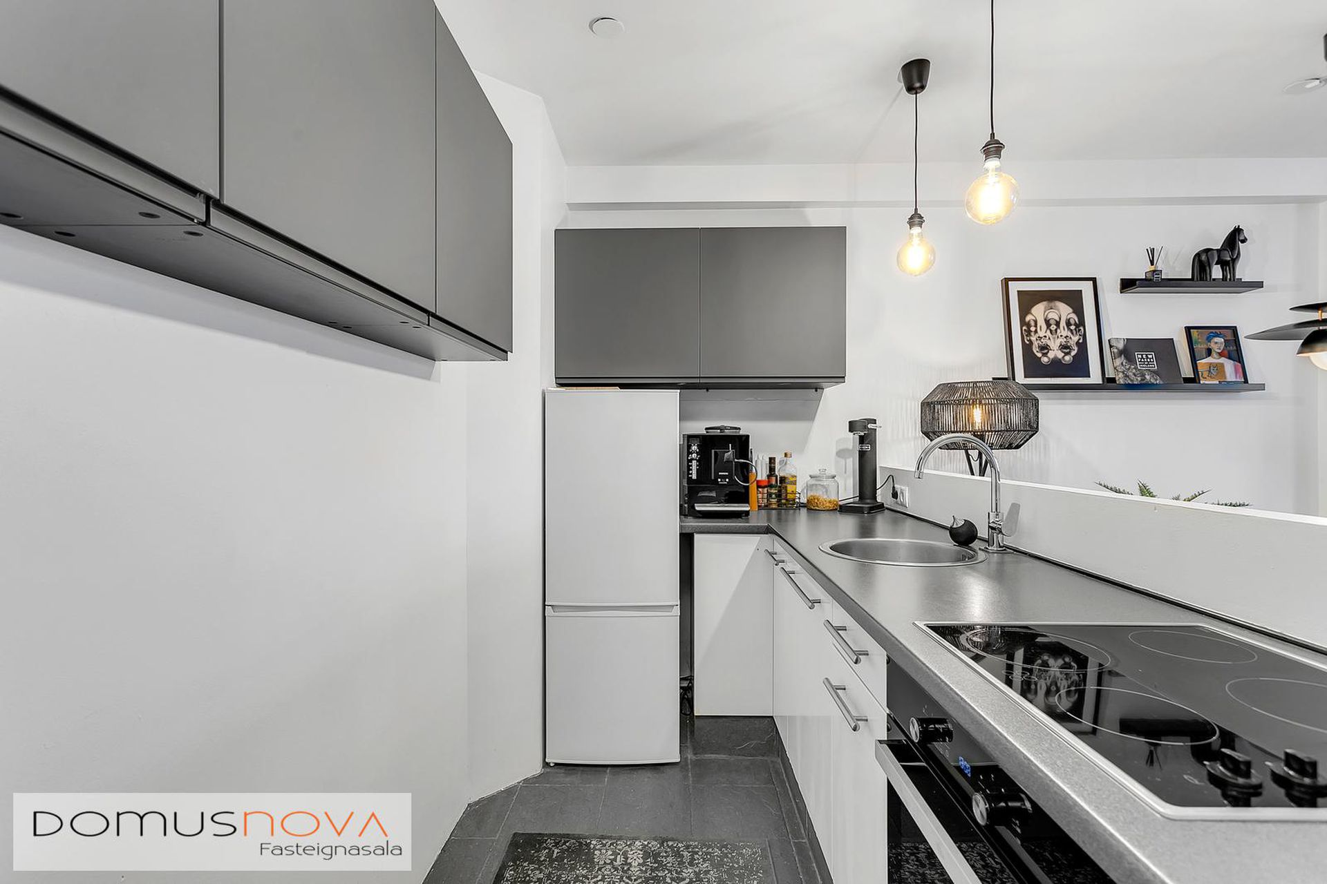 Grundarstígur 11 - 0001, 101 Reykjavík