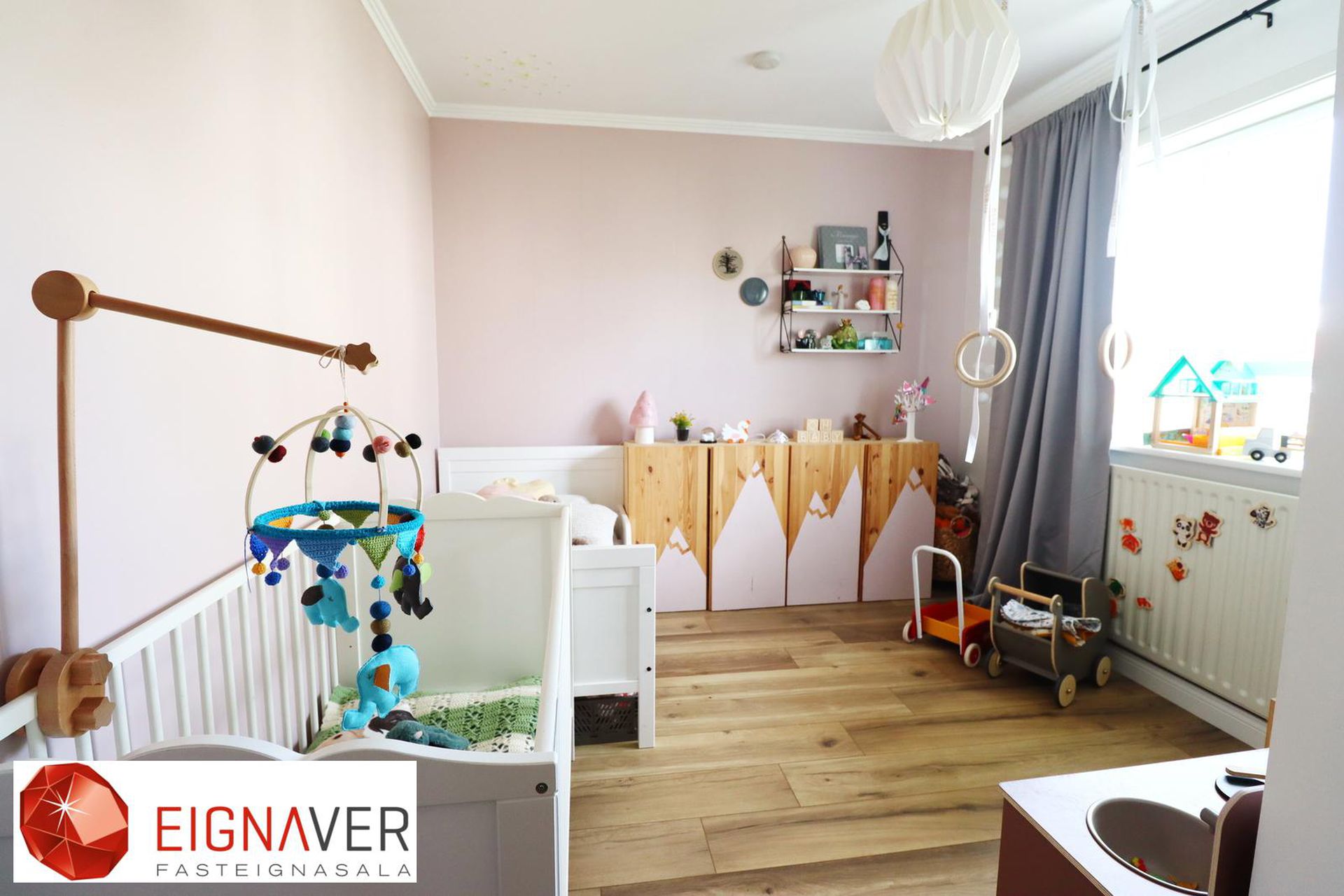Hrafnagilsstræti 28, 600 Akureyri