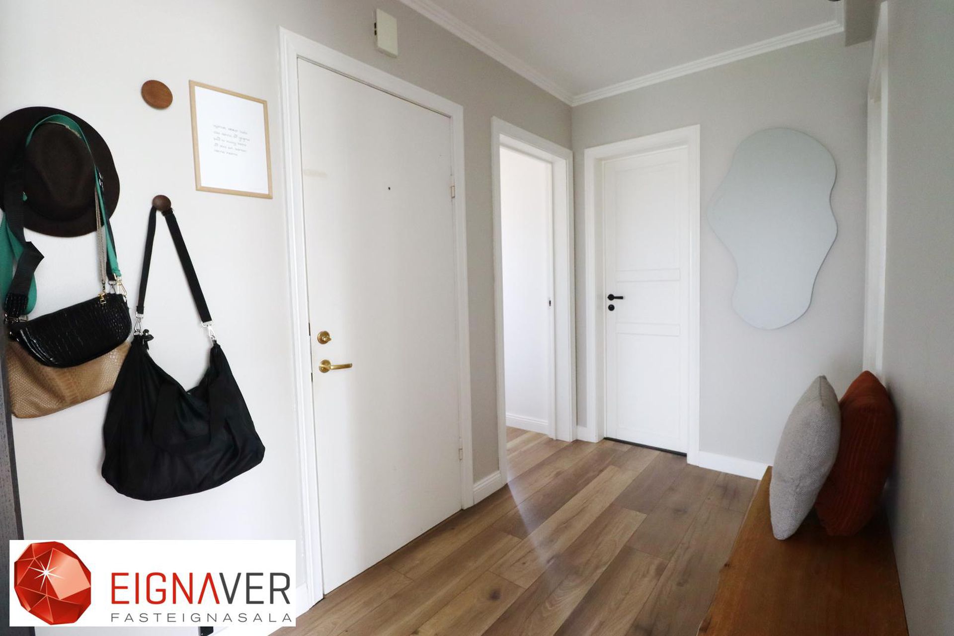 Hrafnagilsstræti 28, 600 Akureyri