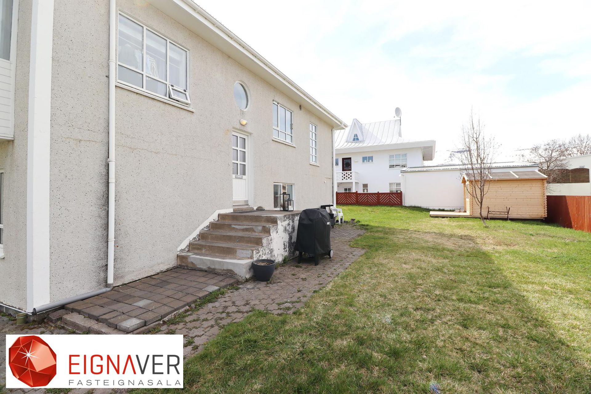 Hrafnagilsstræti 28, 600 Akureyri