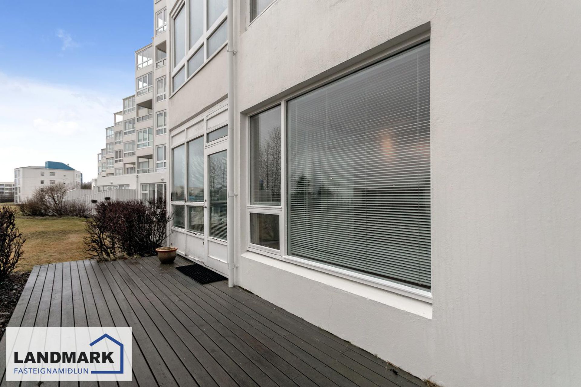 Sléttuvegur 17, 103 Reykjavík