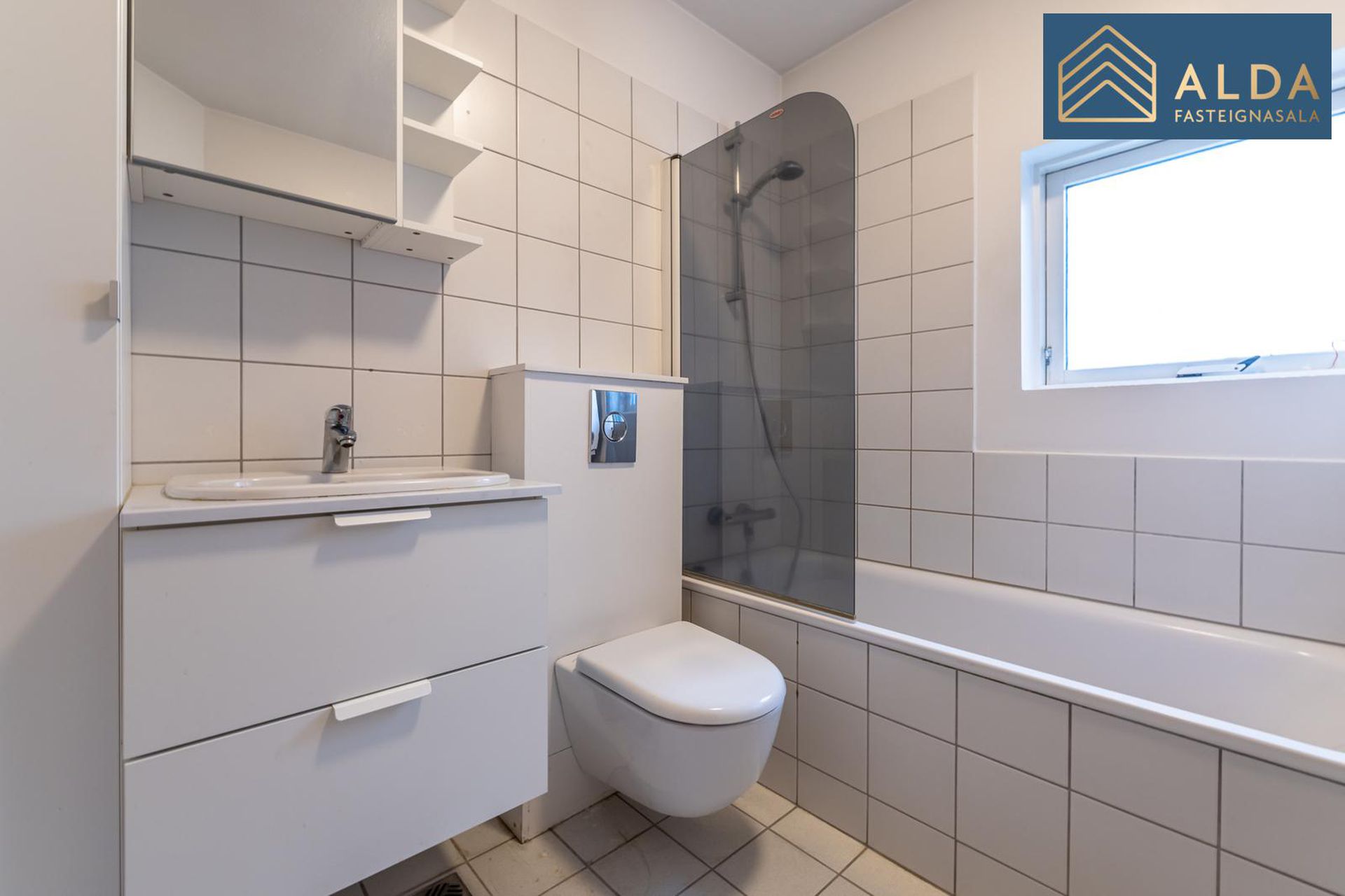 Álfaborgir 9, 112 Reykjavík