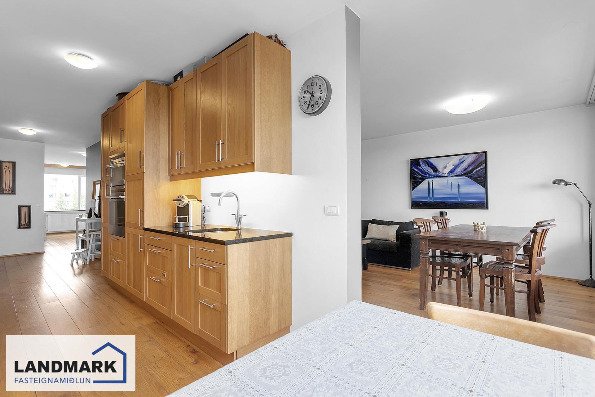 Dúfnahólar 4, 111 Reykjavík