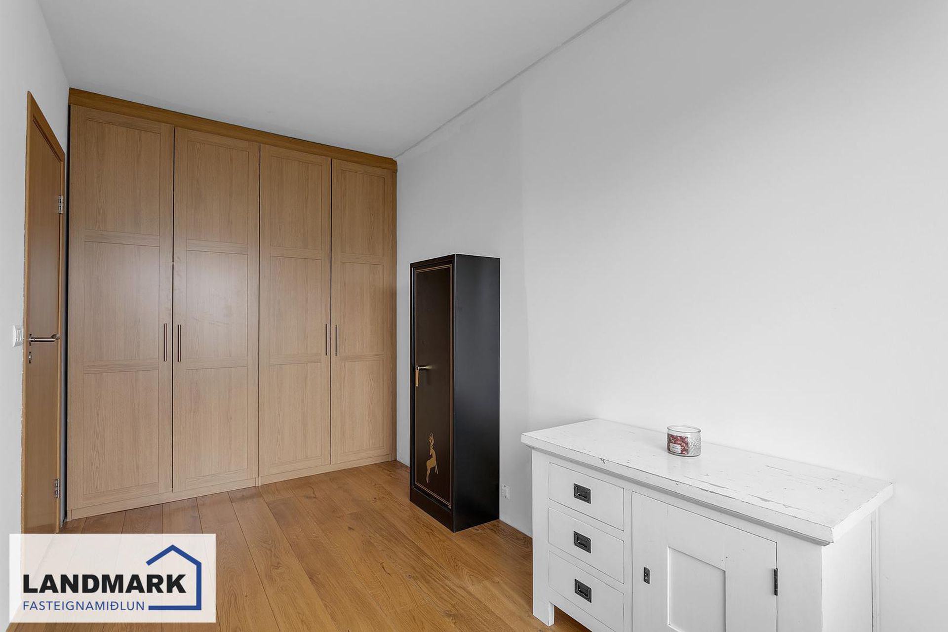 Dúfnahólar 4, 111 Reykjavík
