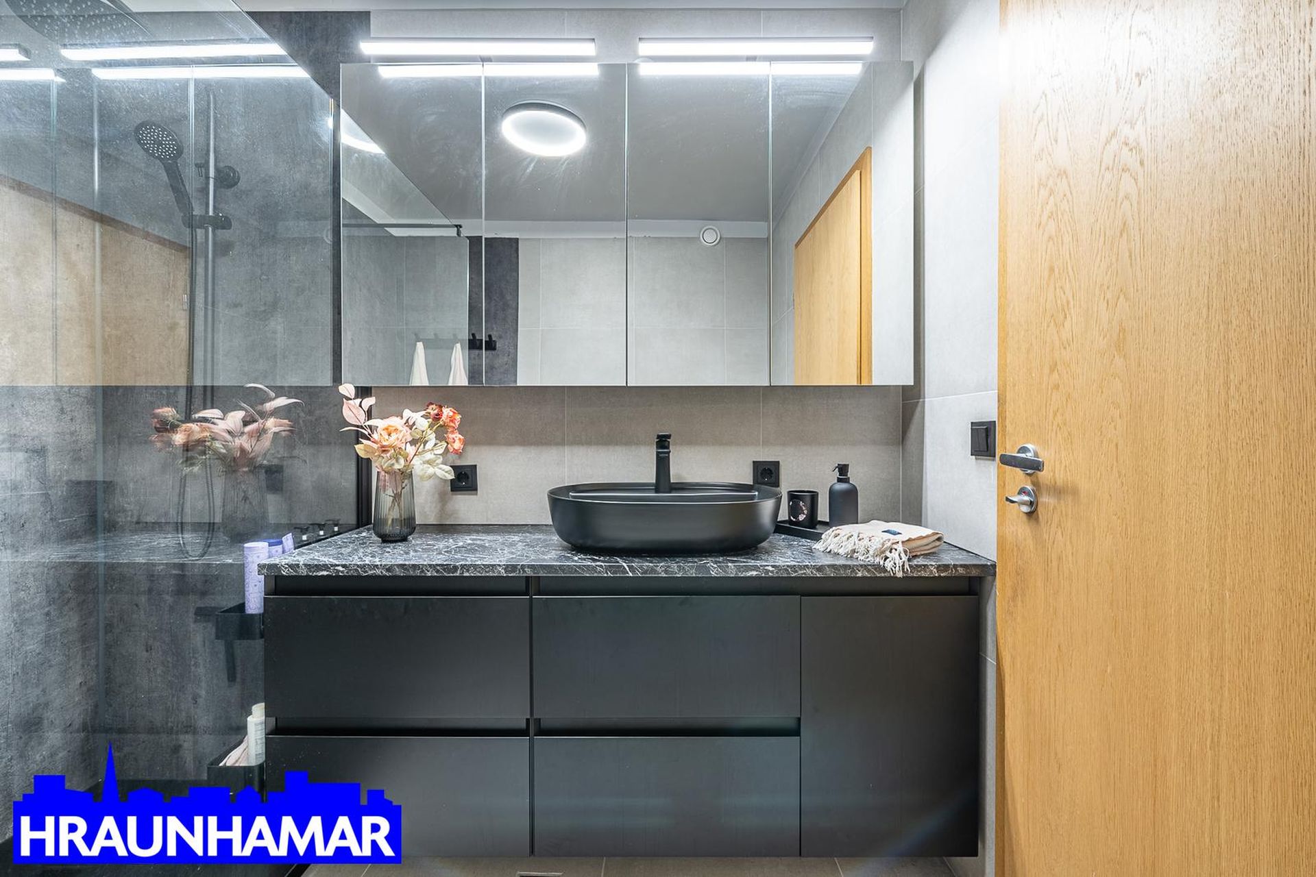 Lækjargata 28, 220 Hafnarfjörður