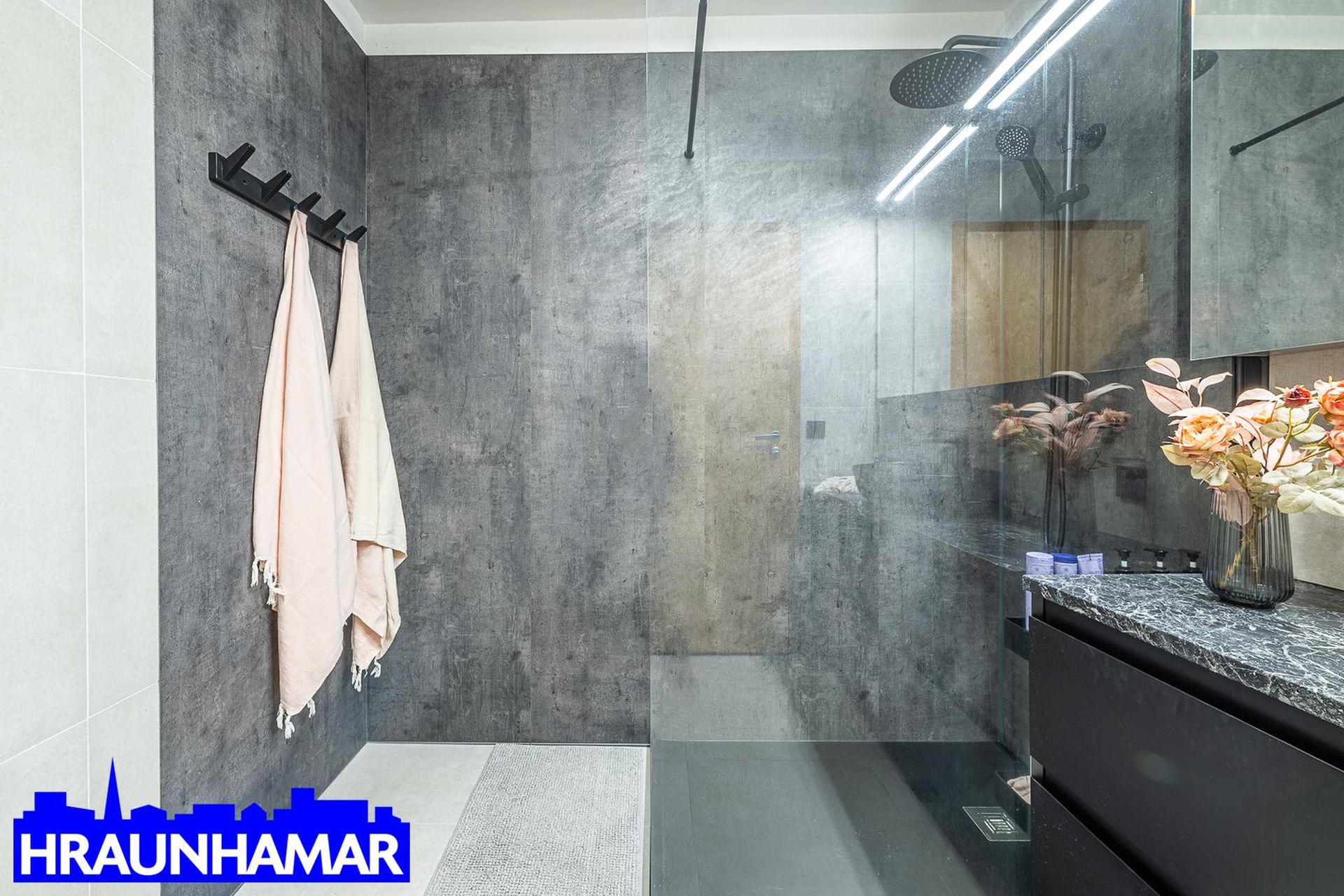 Lækjargata 28, 220 Hafnarfjörður