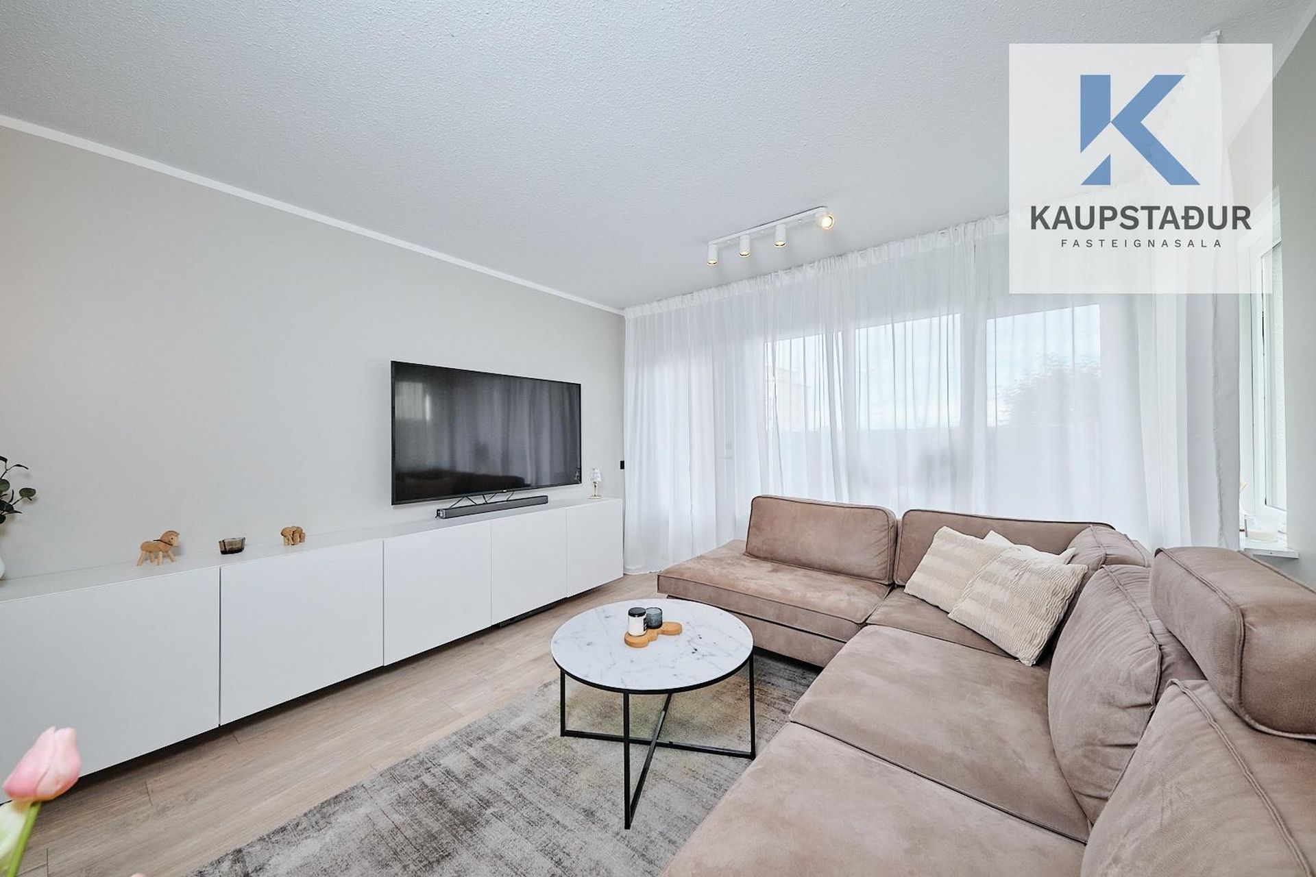 Vallarás 5 - 0206, 110 Reykjavík