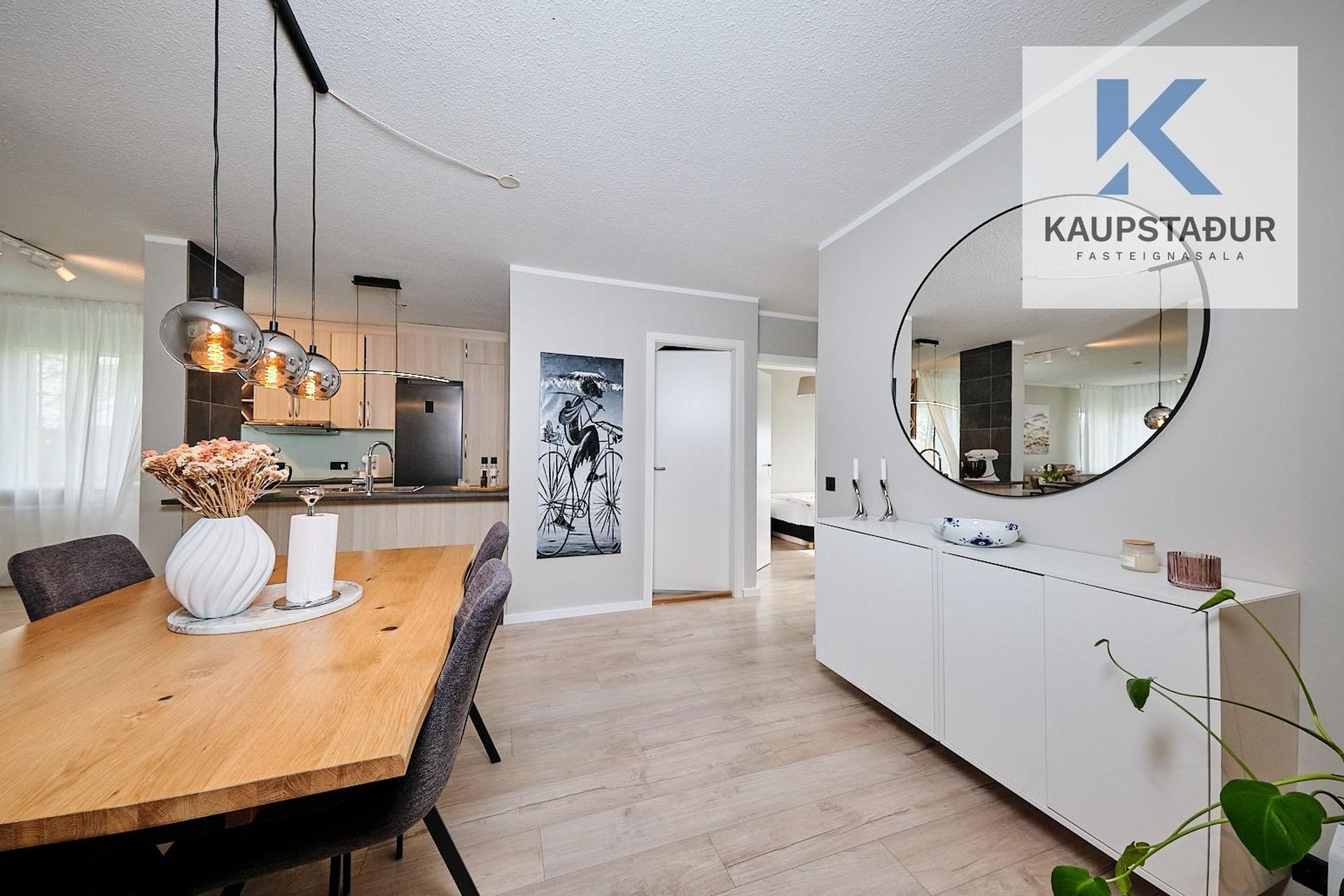 Vallarás 5 - 0206, 110 Reykjavík