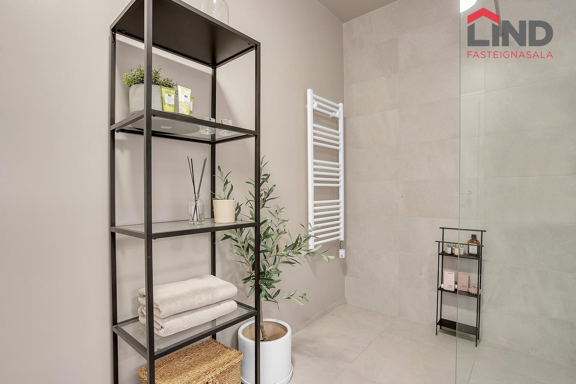 Álalind 18, 201 Kópavogur