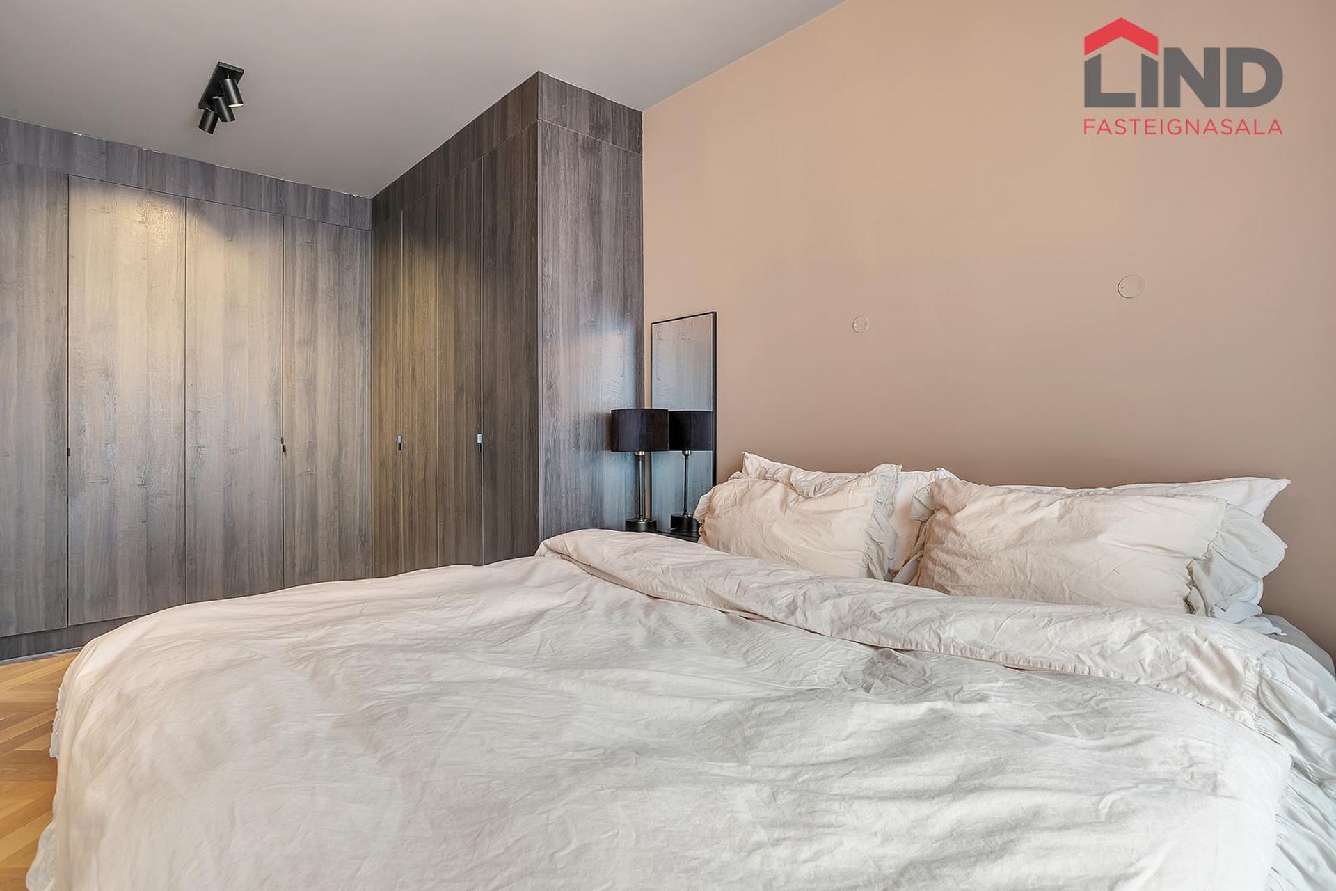 Álalind 18, 201 Kópavogur