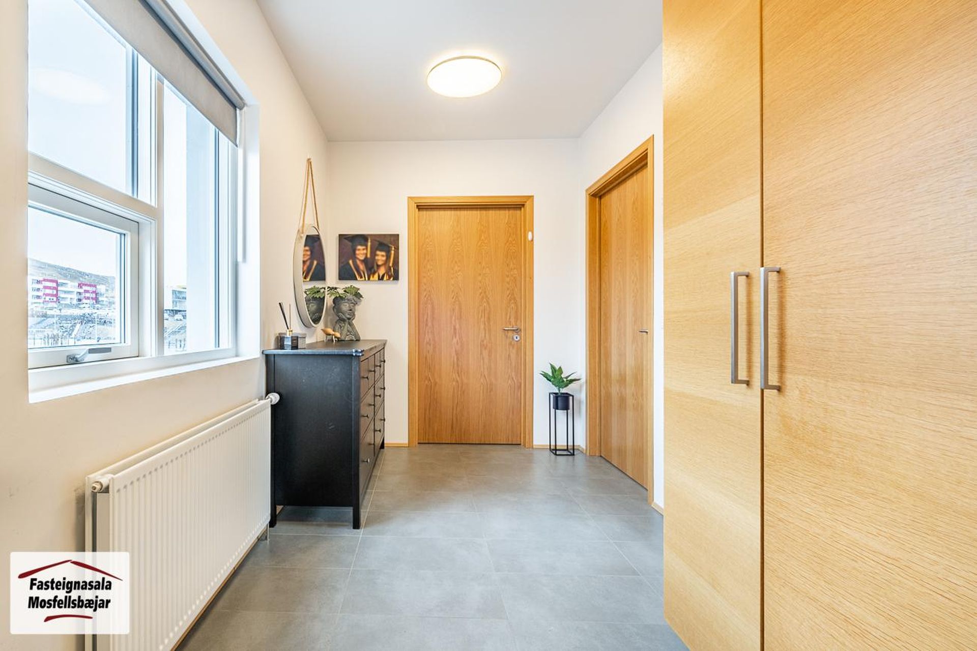 Vefarastræti 11, 270 Mosfellsbær