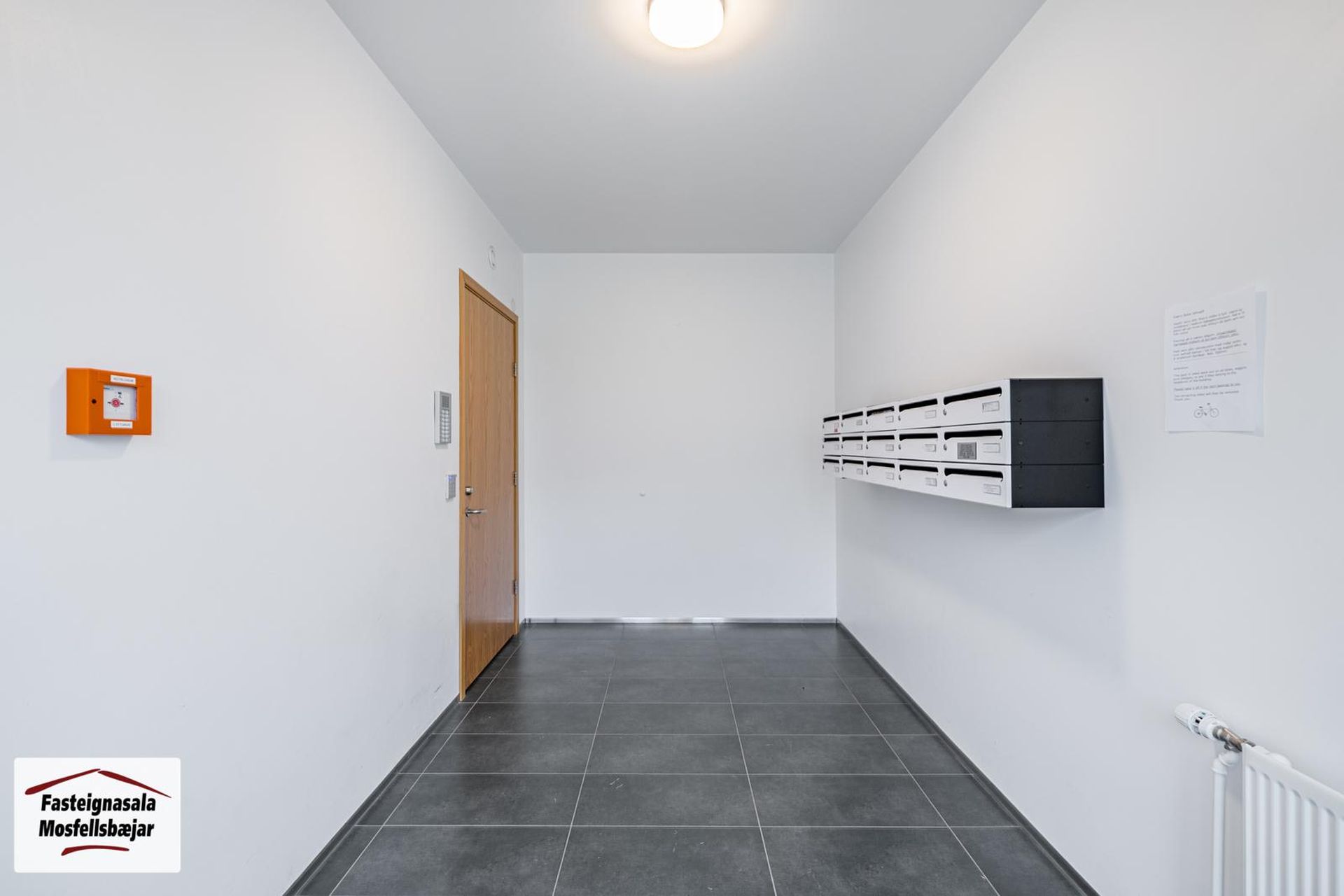 Vefarastræti 11, 270 Mosfellsbær