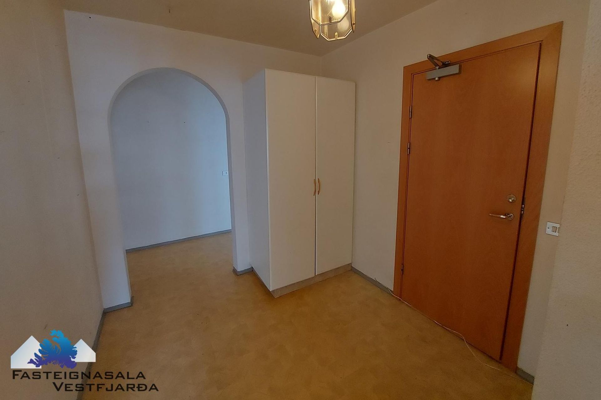 Fjarðarstræti 2, 400 Ísafjarðarbær