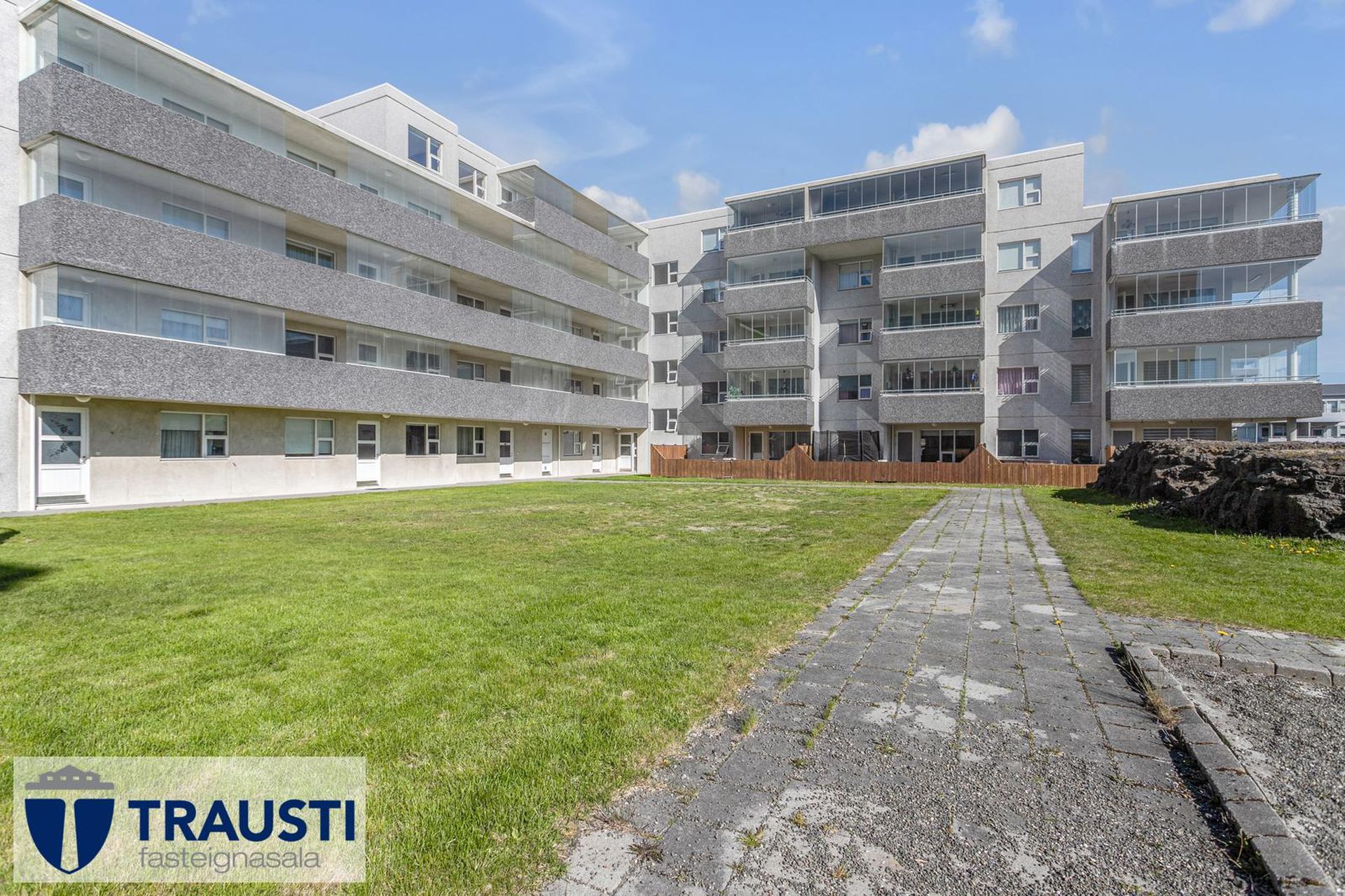 Eskivellir 7, 221 Hafnarfjörður