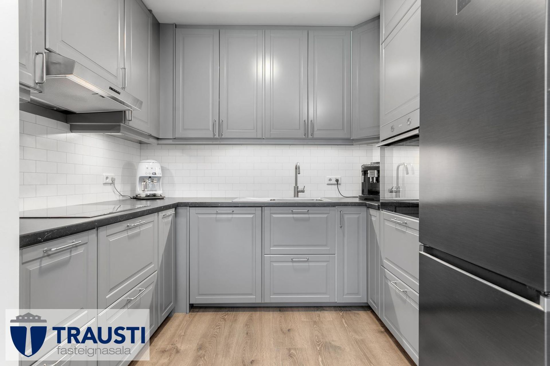 Eskivellir 7, 221 Hafnarfjörður