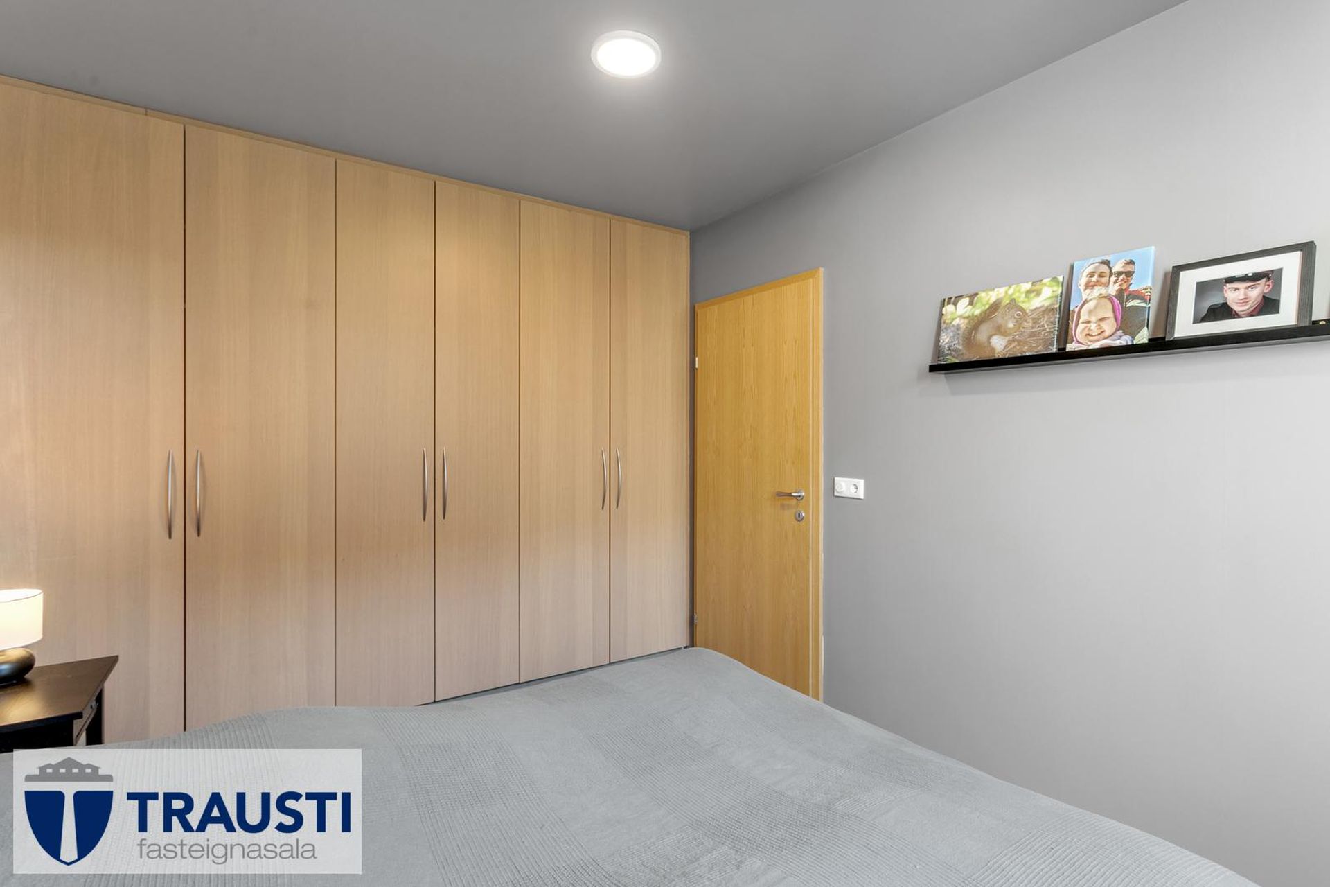 Eskivellir 7, 221 Hafnarfjörður