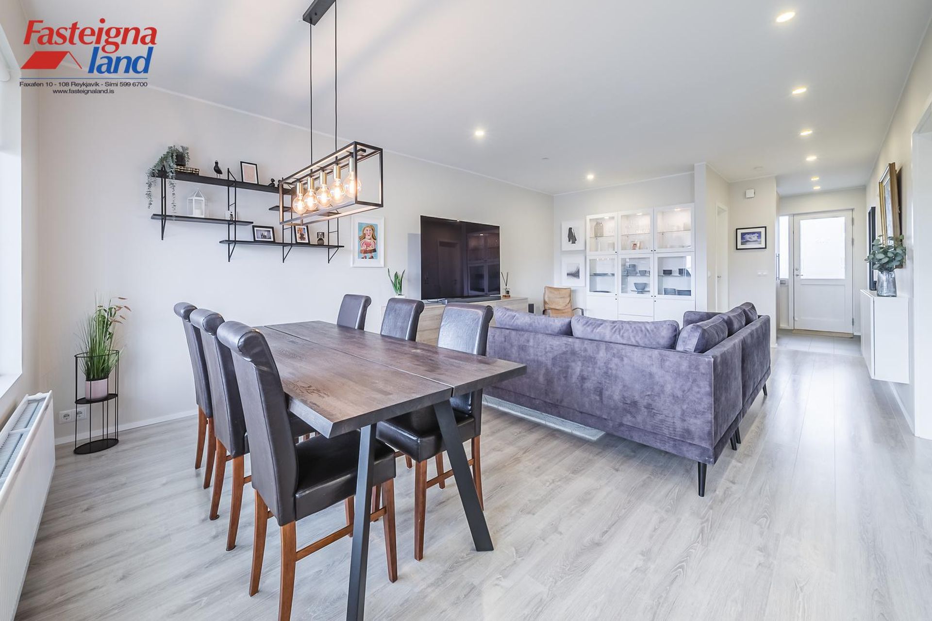 Asparskógar 27, 300 Akranes