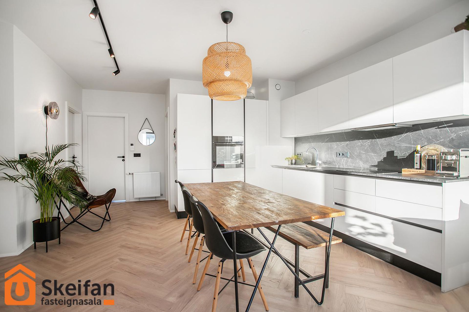 Smyrilshlíð 3, 102 Reykjavík