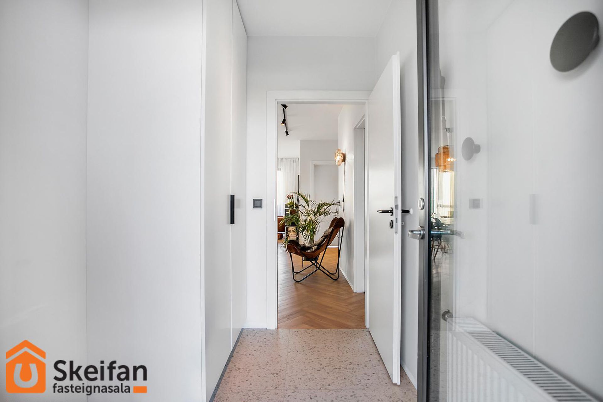 Smyrilshlíð 3, 102 Reykjavík