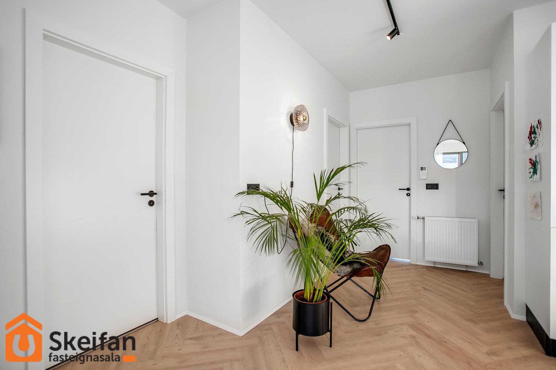 Smyrilshlíð 3, 102 Reykjavík