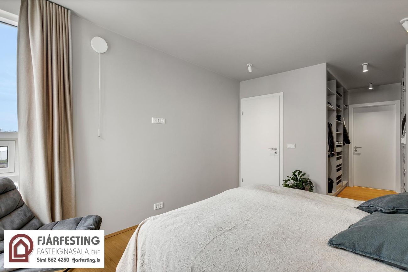 Naustavör 62, 200 Kópavogur