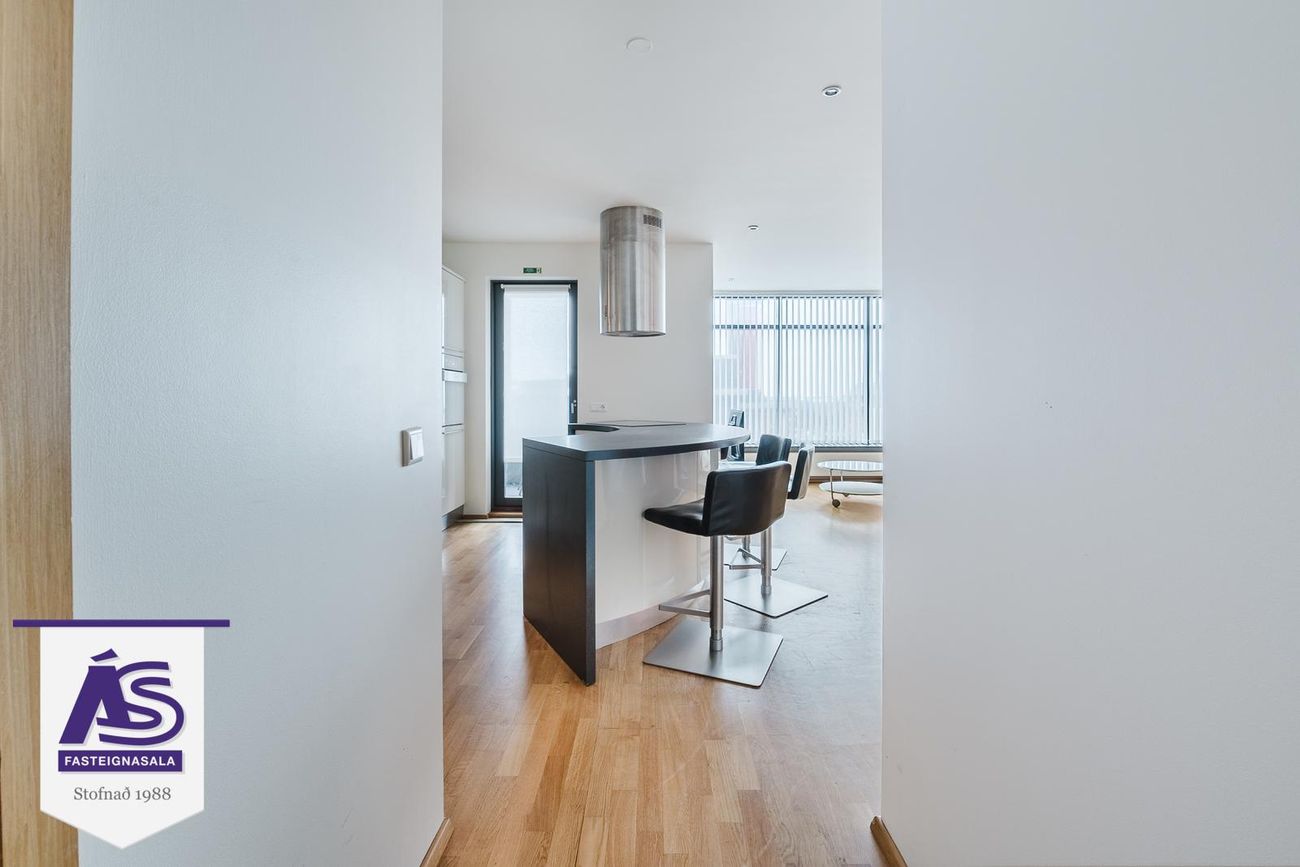 Ægisgata 5 - 0102, 101 Reykjavík