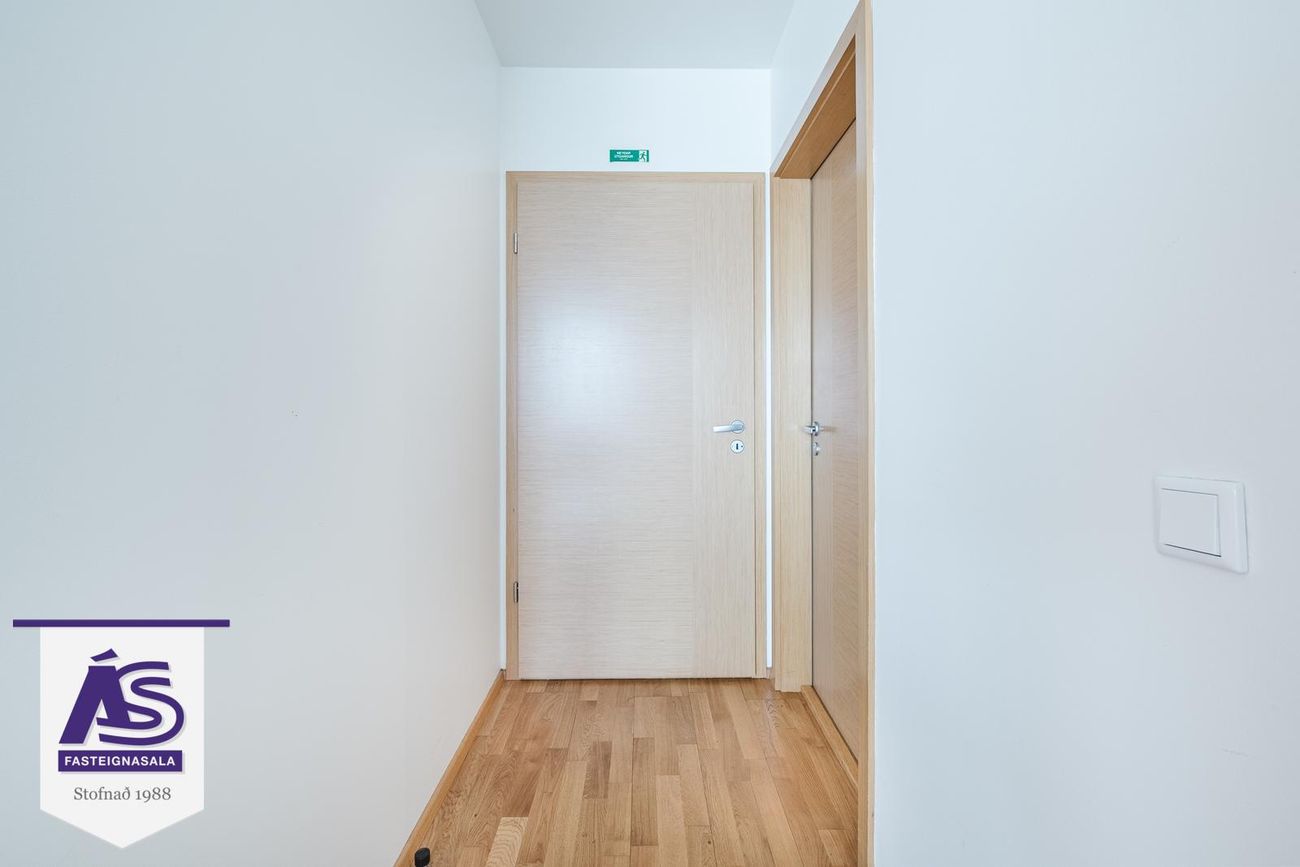 Ægisgata 5 - 0102, 101 Reykjavík