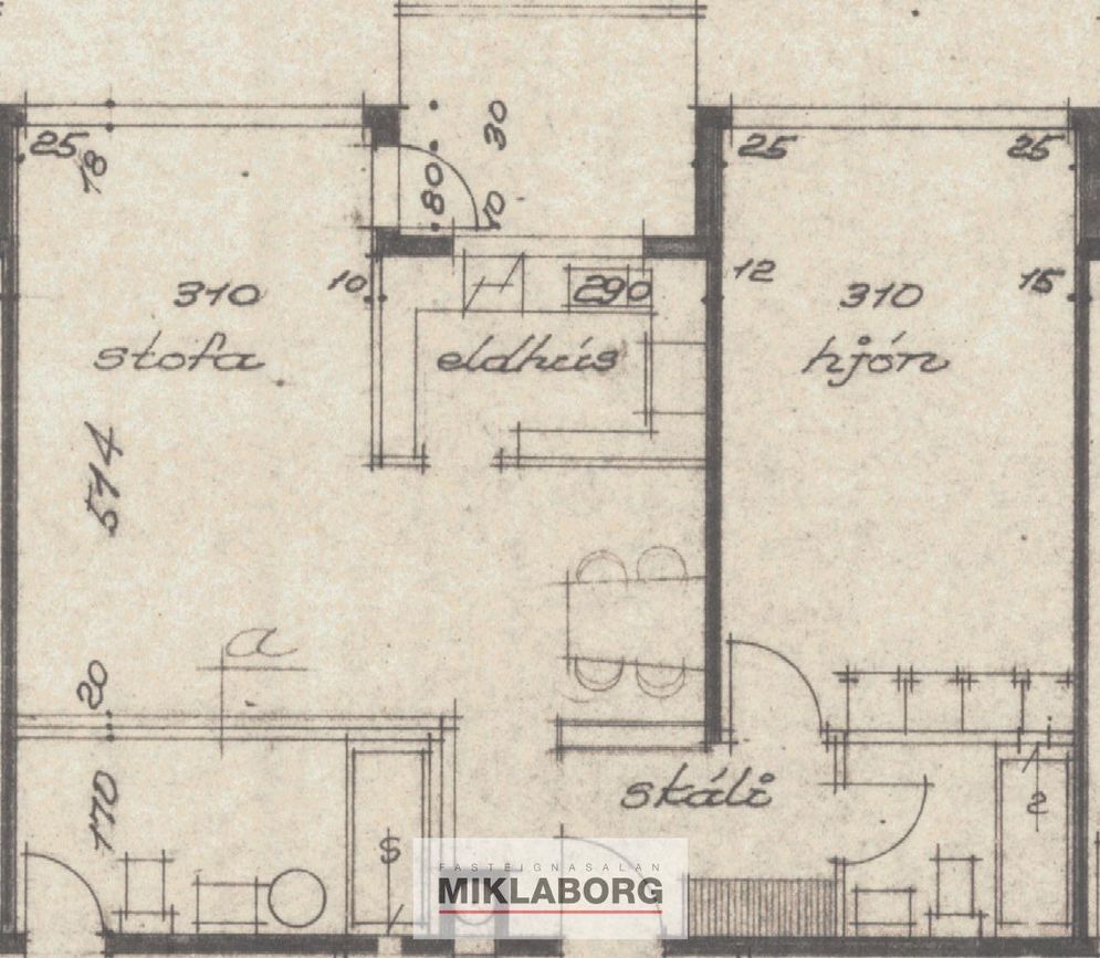 Safamýri 42, 108 Reykjavík