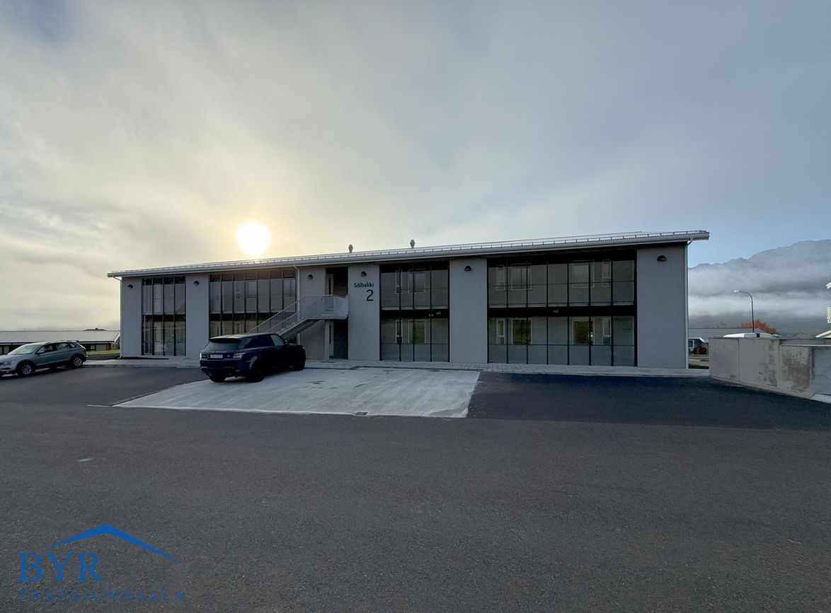 Sólbakki 2F, 740 Fjarða