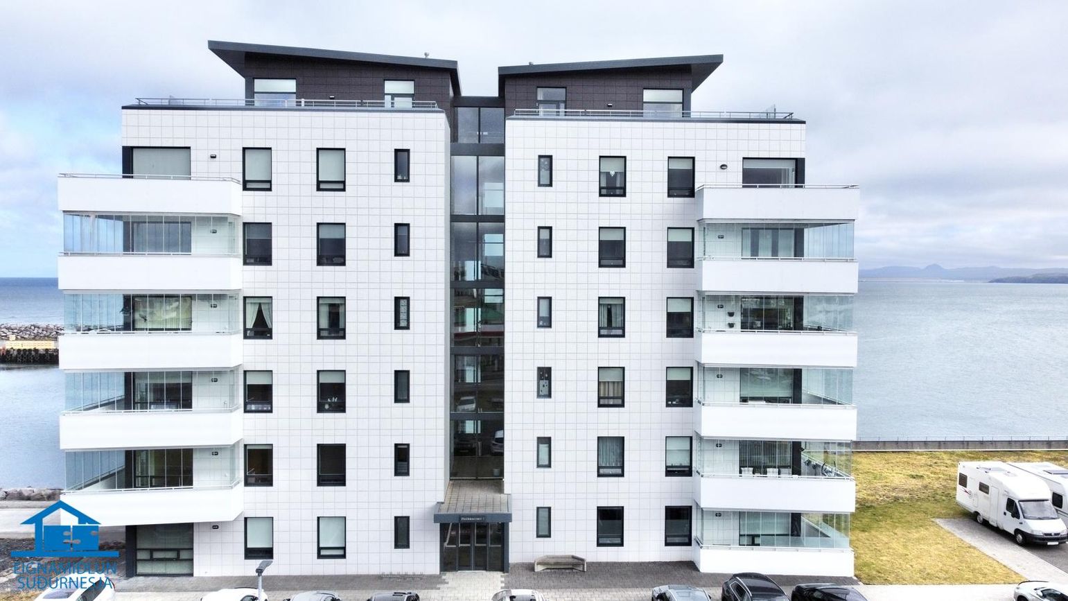 Pósthússtræti 1, 230 Reykjanesbær
