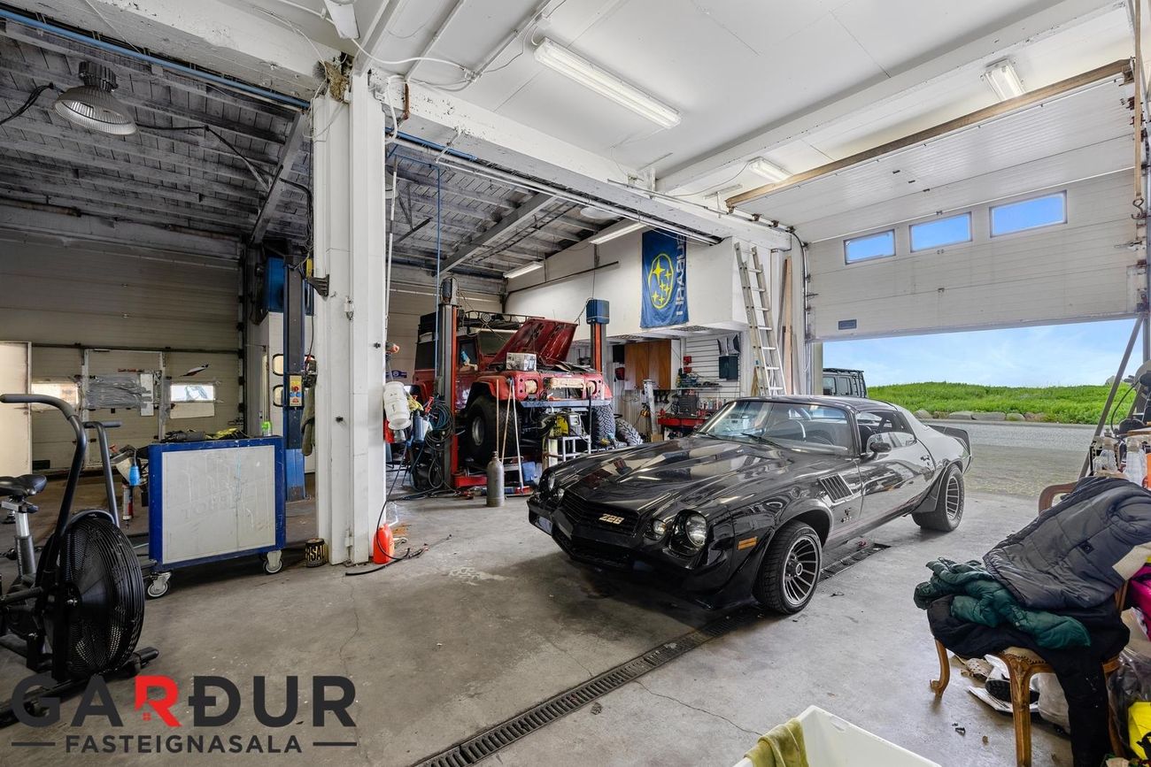 Brekkustígur 42, 260 Reykjanesbær