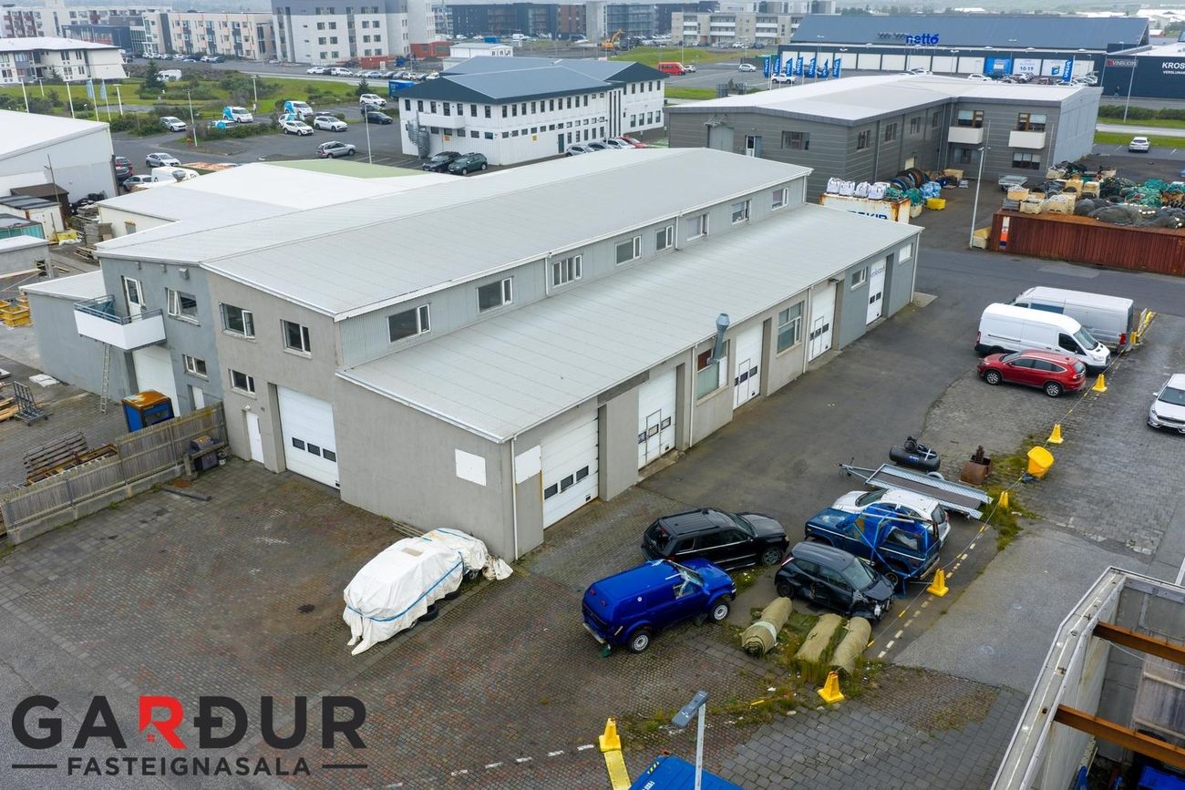 Brekkustígur 42, 260 Reykjanesbær
